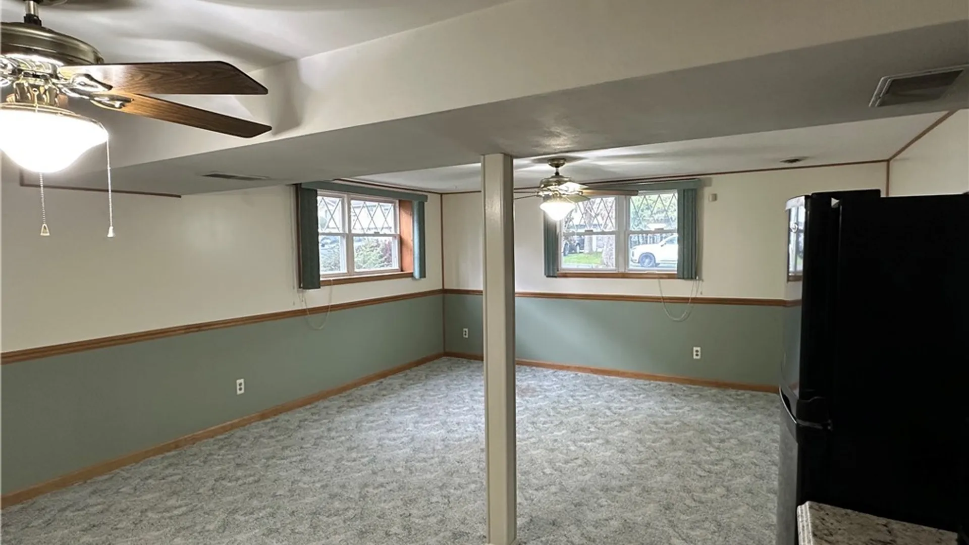 Property at 531 Cedarbrook Crescent, Utica, NY 13502 50