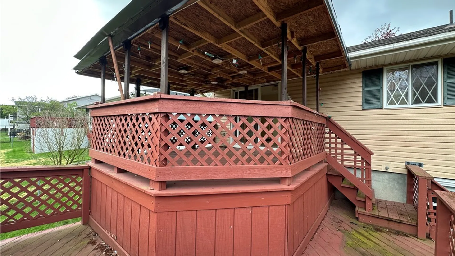 Property at 531 Cedarbrook Crescent, Utica, NY 13502 8