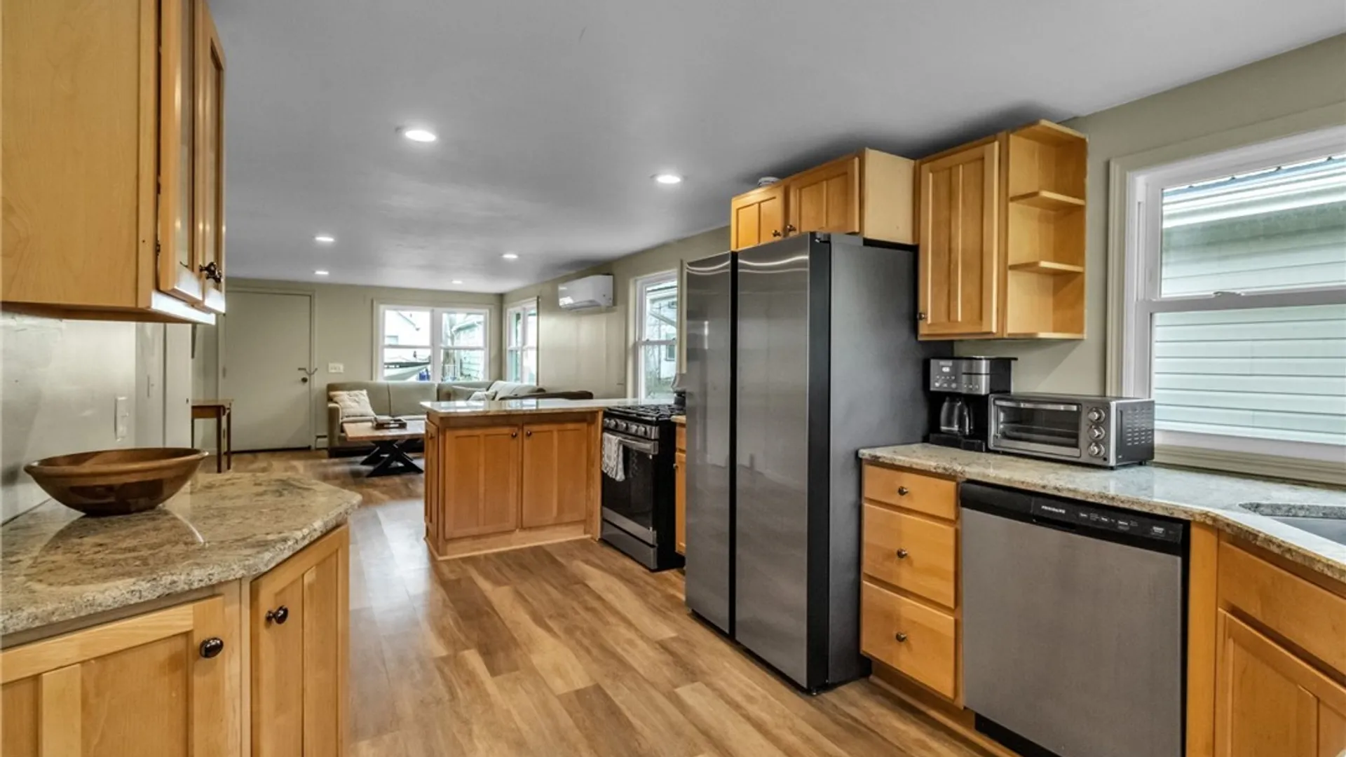 Property at 54 Shore Drive, Hamburg, NY 14219 15