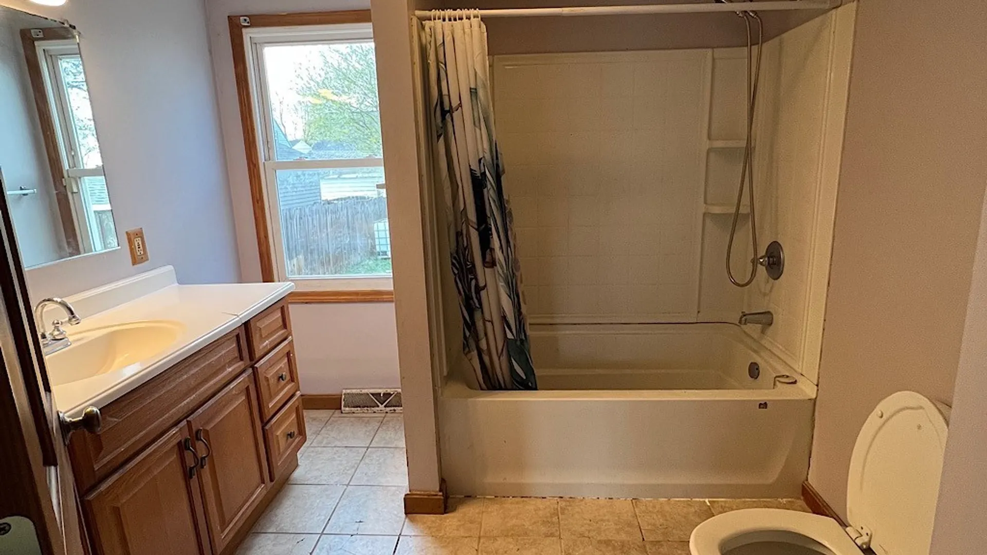 Property at 42 Garvey Avenue, Buffalo, NY 14220 5