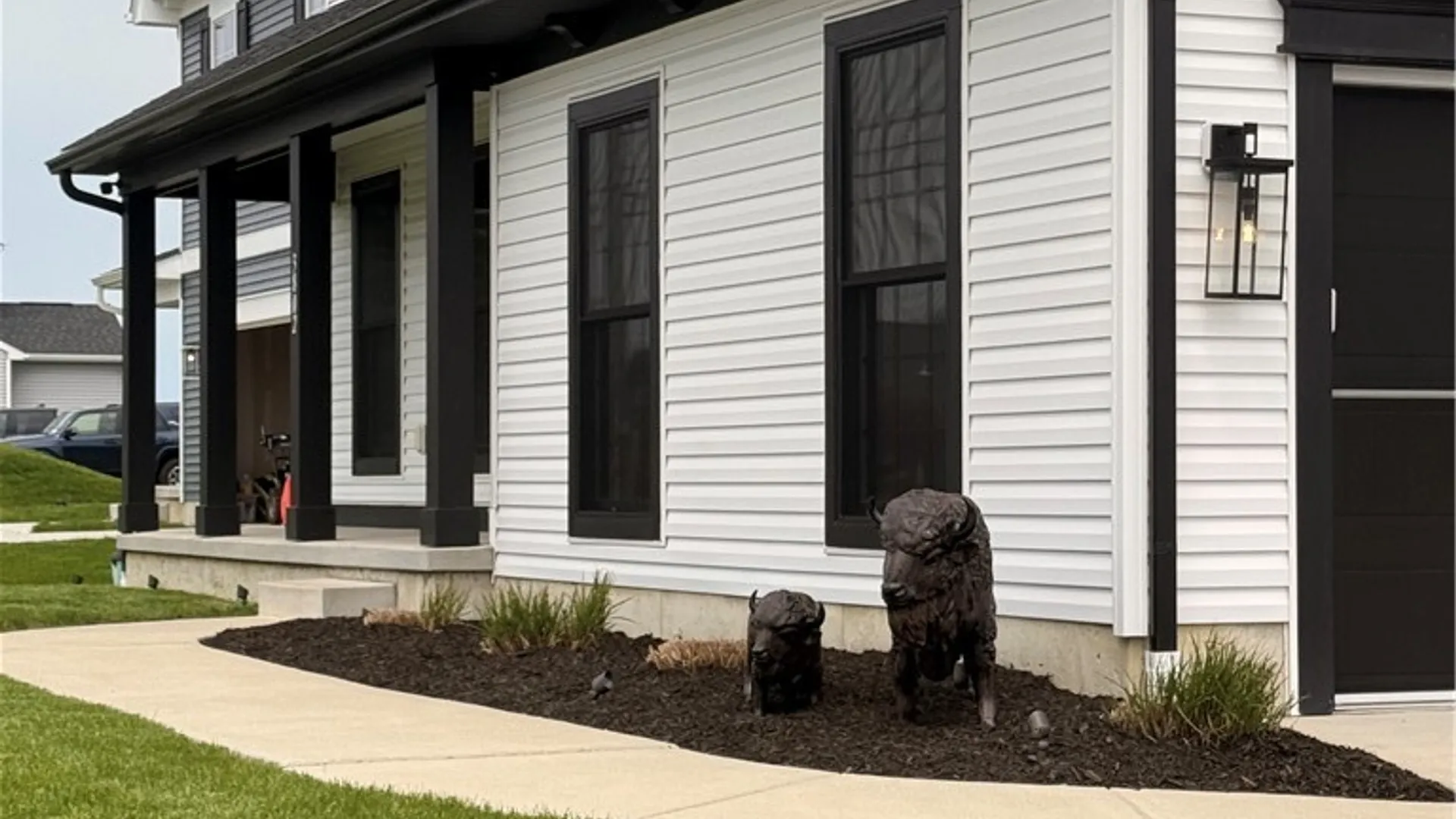 Property at 3802 Howard Road, Hamburg, NY 14075 4