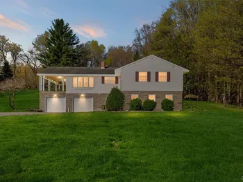 28 Fineview Drive, Deerfield, NY 13502