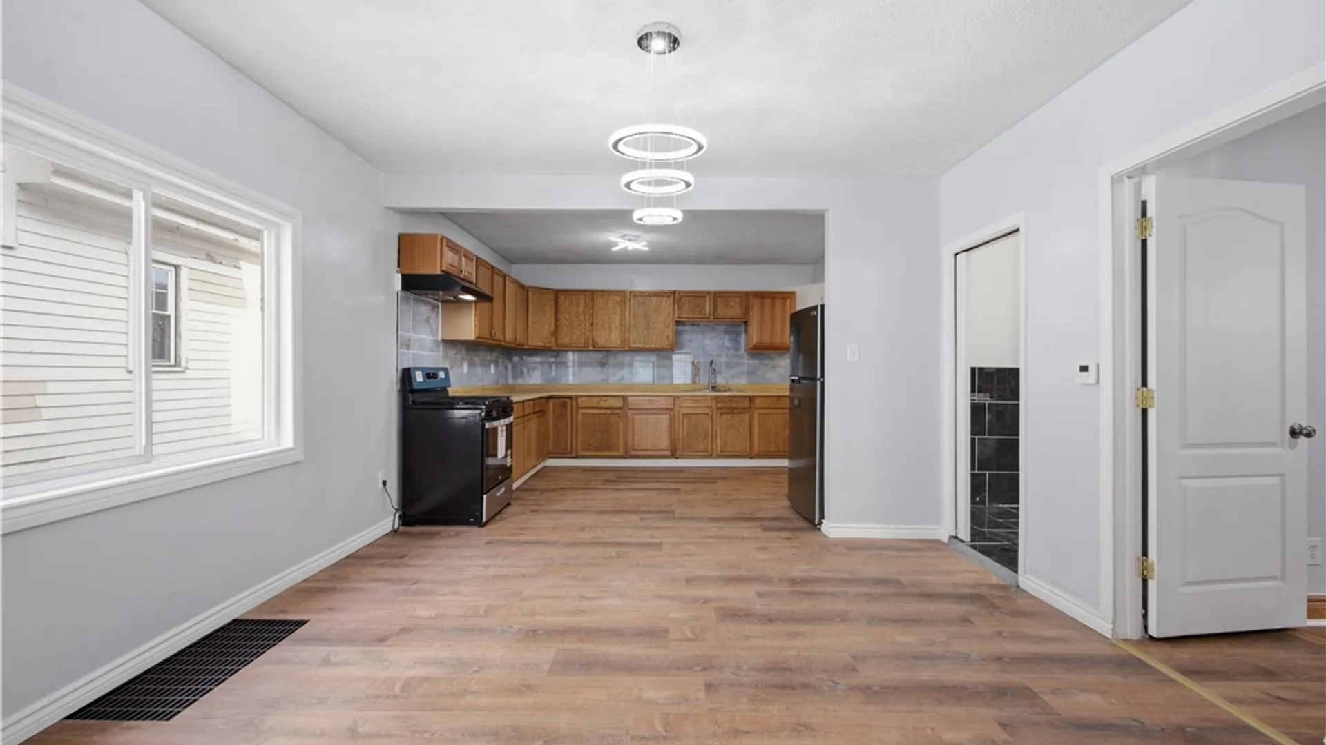 Property at 122 Dartmouth Avenue, Buffalo, NY 14215 14