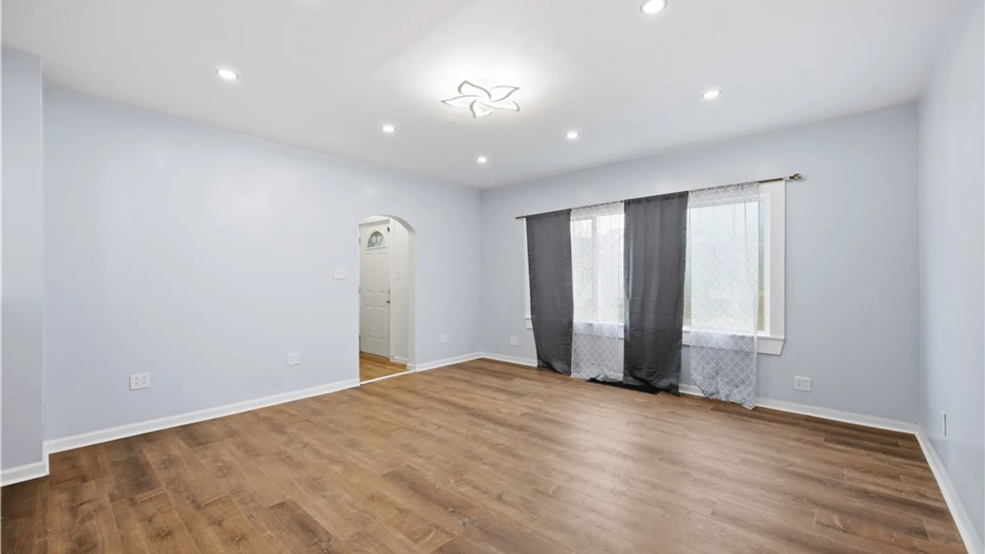 Property at 122 Dartmouth Avenue, Buffalo, NY 14215 6
