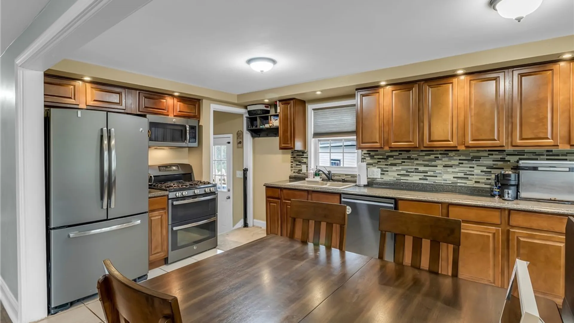 Property at 9 Smith Drive, Lackawanna, NY 14218 16