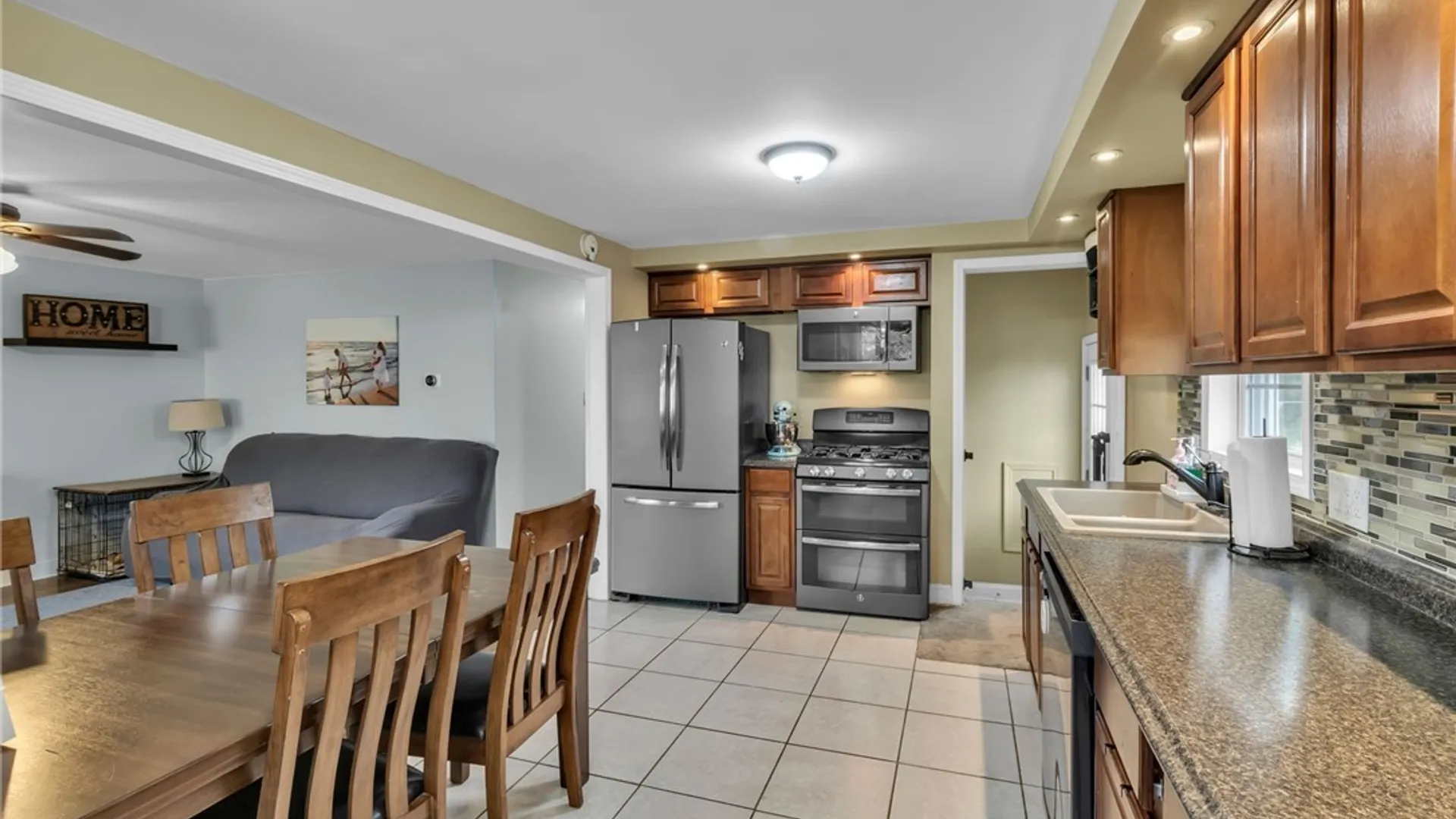 Property at 9 Smith Drive, Lackawanna, NY 14218 19