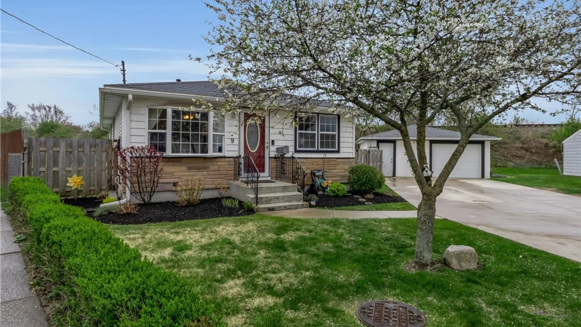 Property at 9 Smith Drive, Lackawanna, NY 14218 2