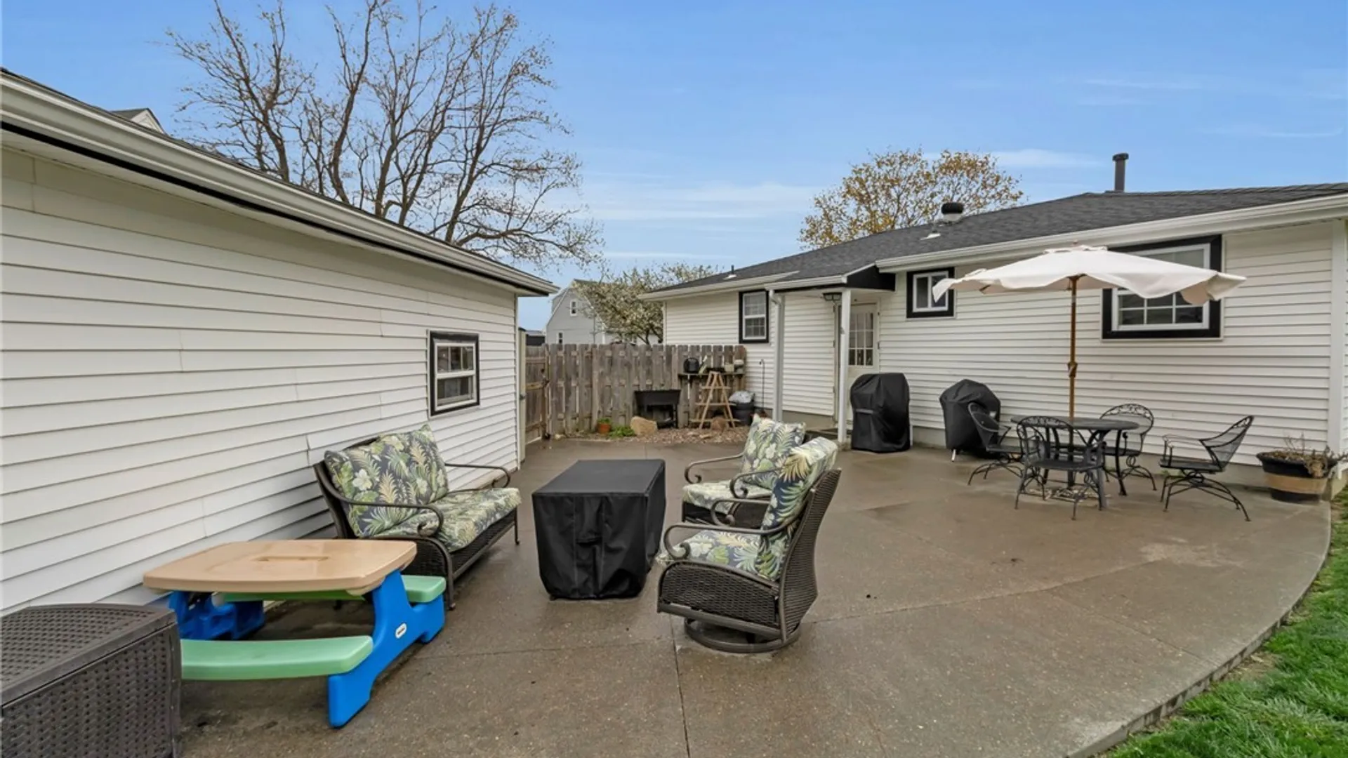 Property at 9 Smith Drive, Lackawanna, NY 14218 6