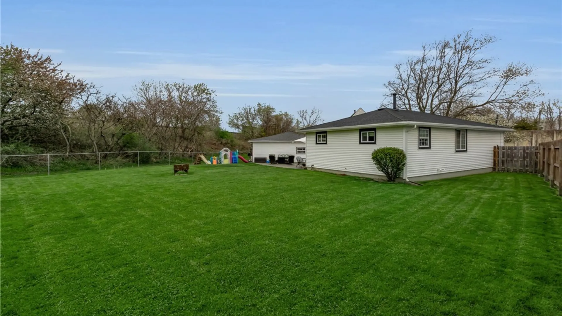 Property at 9 Smith Drive, Lackawanna, NY 14218 9