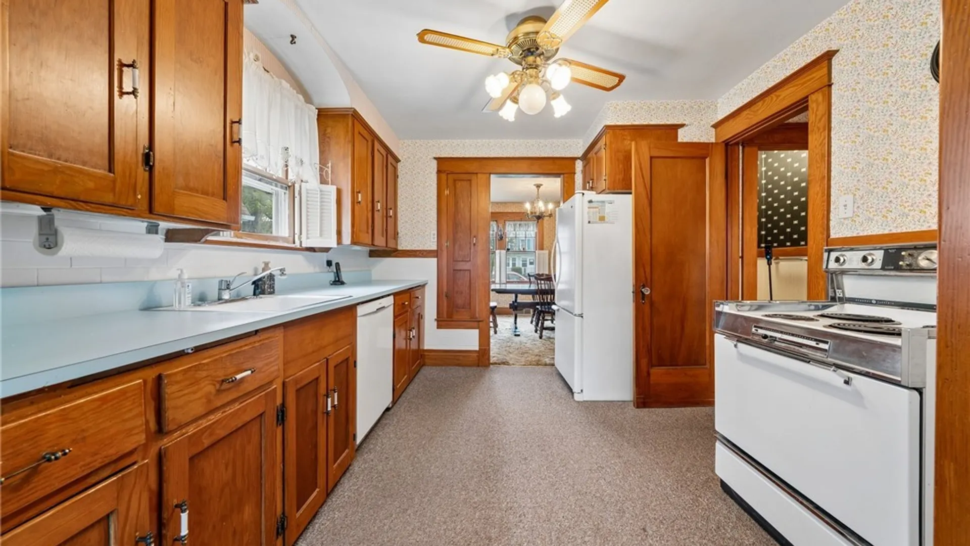 Property at 401 Bennett Street, North Tonawanda, NY 14120 10