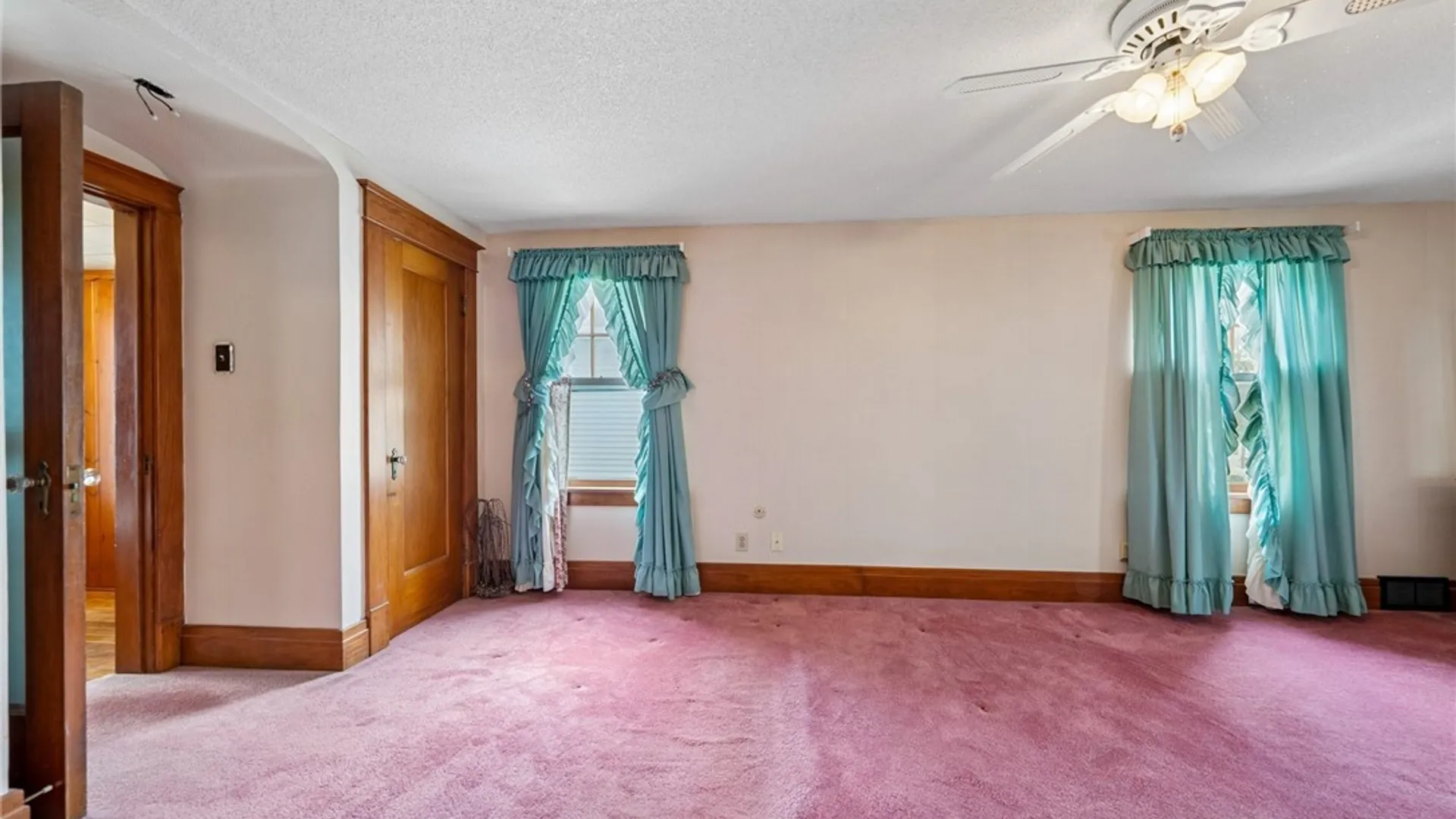 Property at 401 Bennett Street, North Tonawanda, NY 14120 17