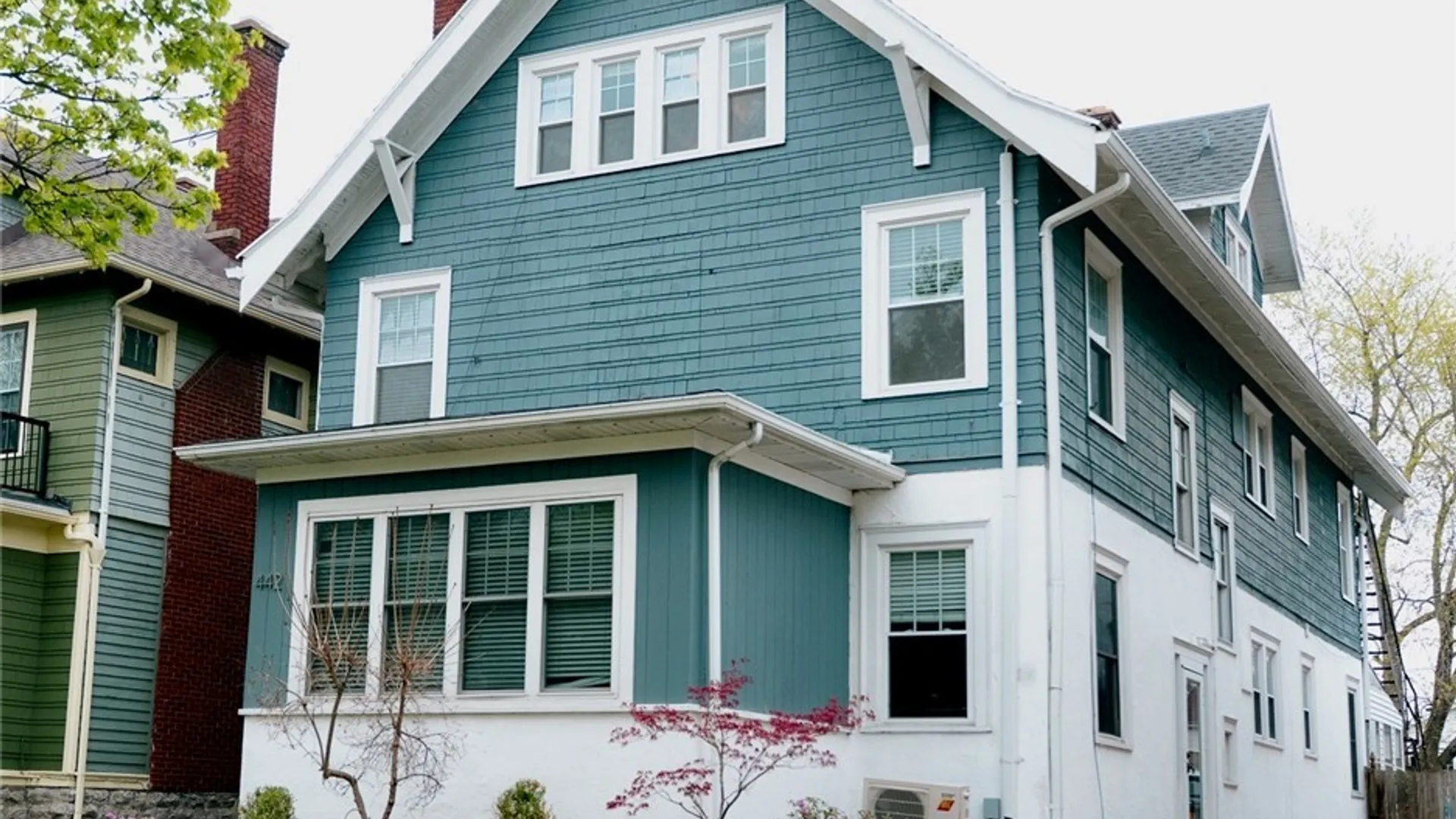 Property at 442 Huntington Avenue, Buffalo, NY 14214 2