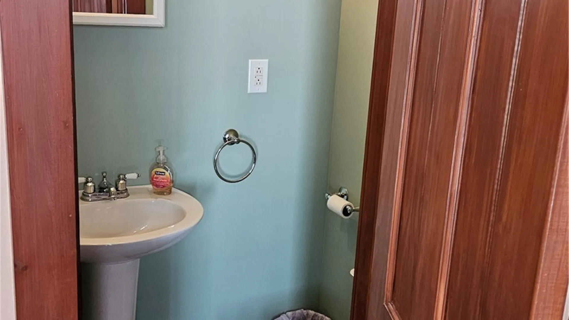Property at 3 Glendale Place, Herkimer, NY 13350 17