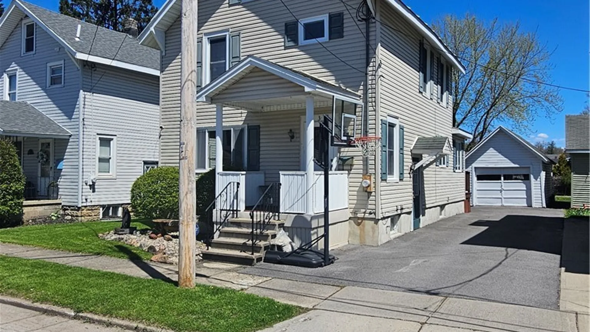 Property at 3 Glendale Place, Herkimer, NY 13350 2