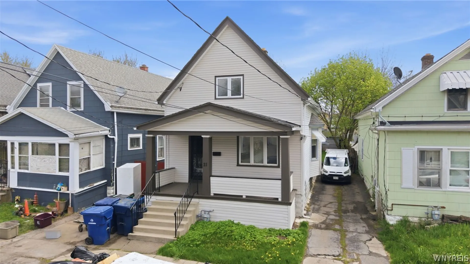 Property at 21 Freund Street, Buffalo, NY 14211 2