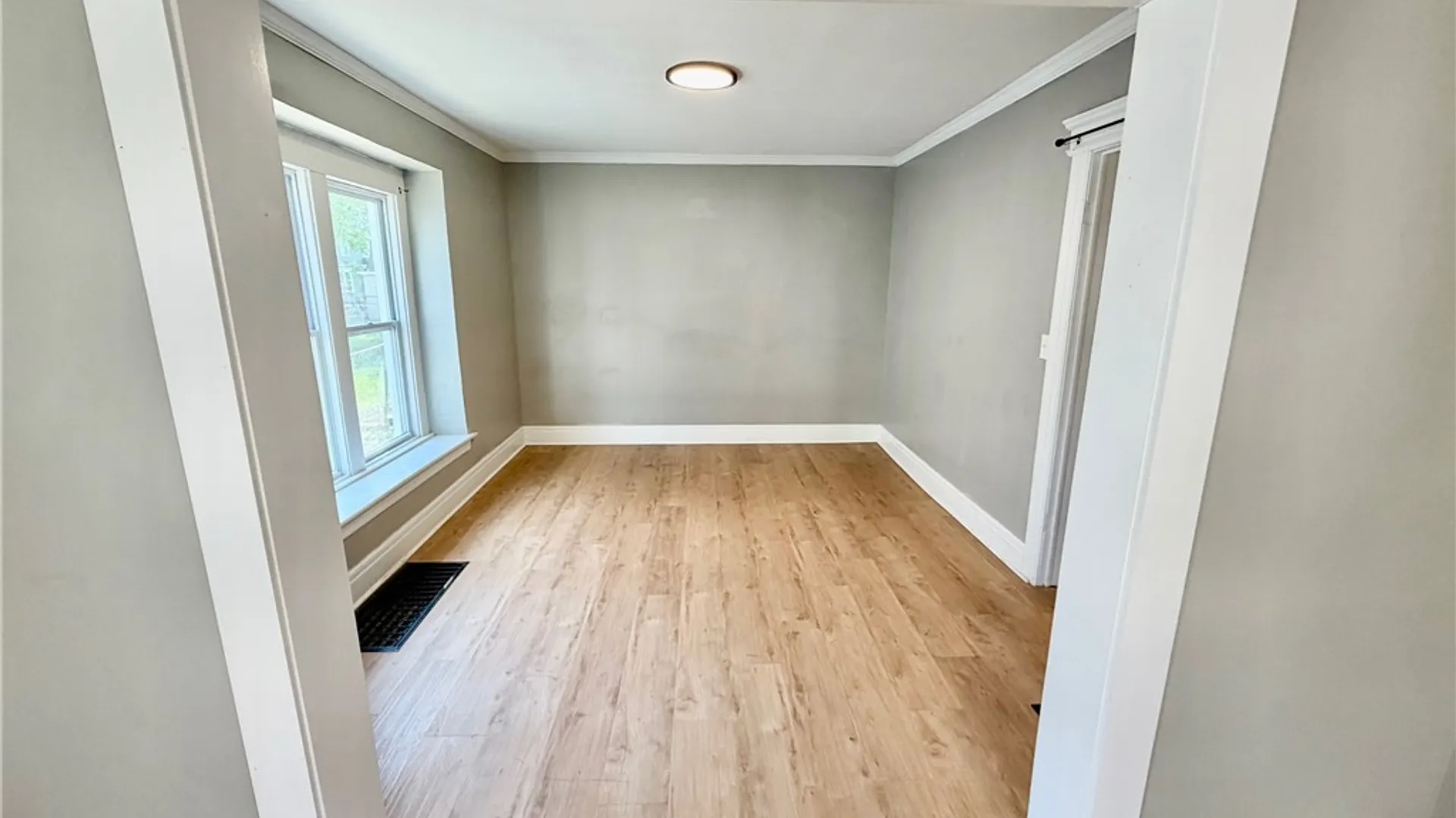 Property at 225 Corning Avenue, Syracuse, NY 13205 6