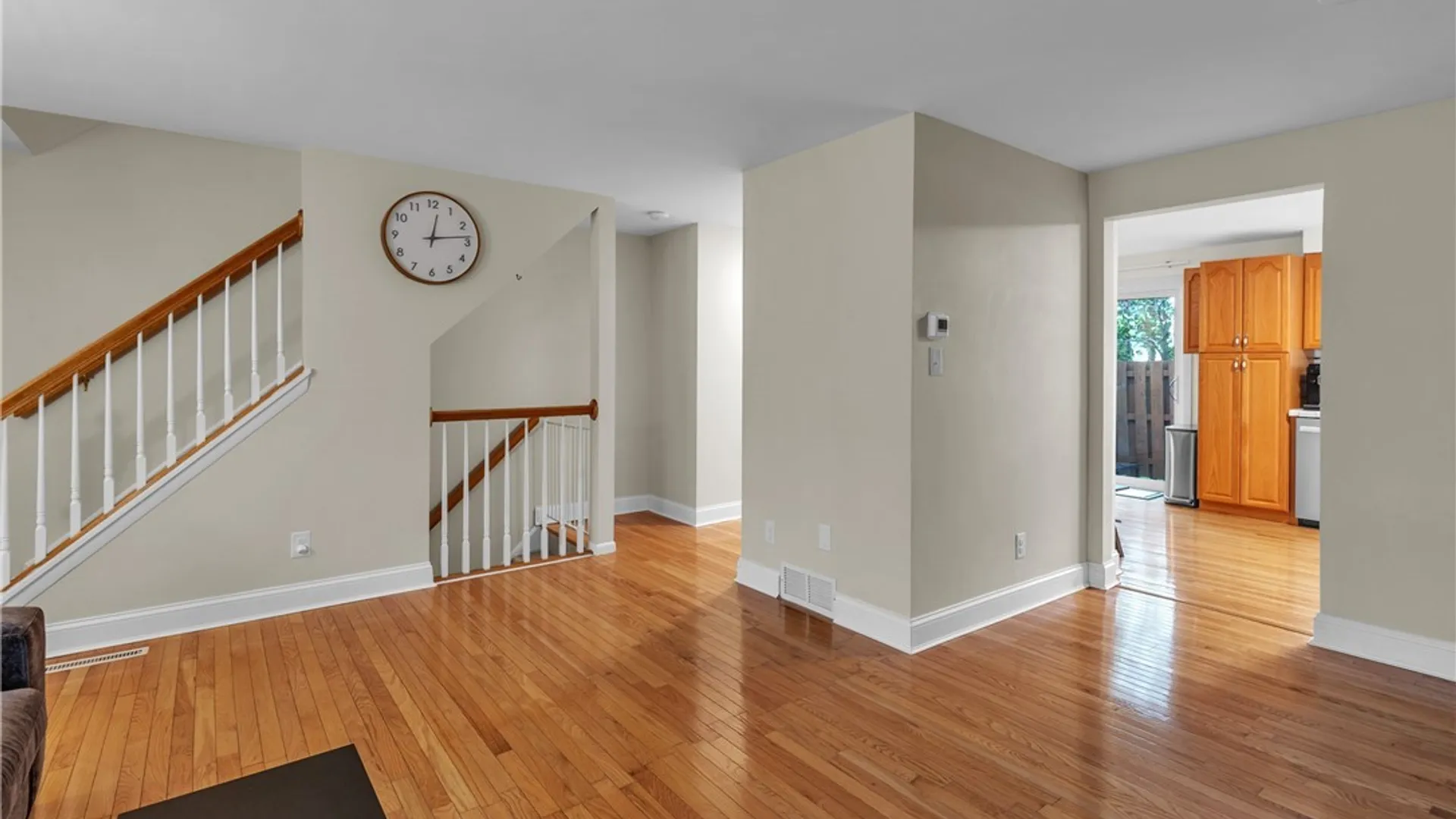 Property at 1202 Charlesgate Circle, Amherst, NY 14051 15