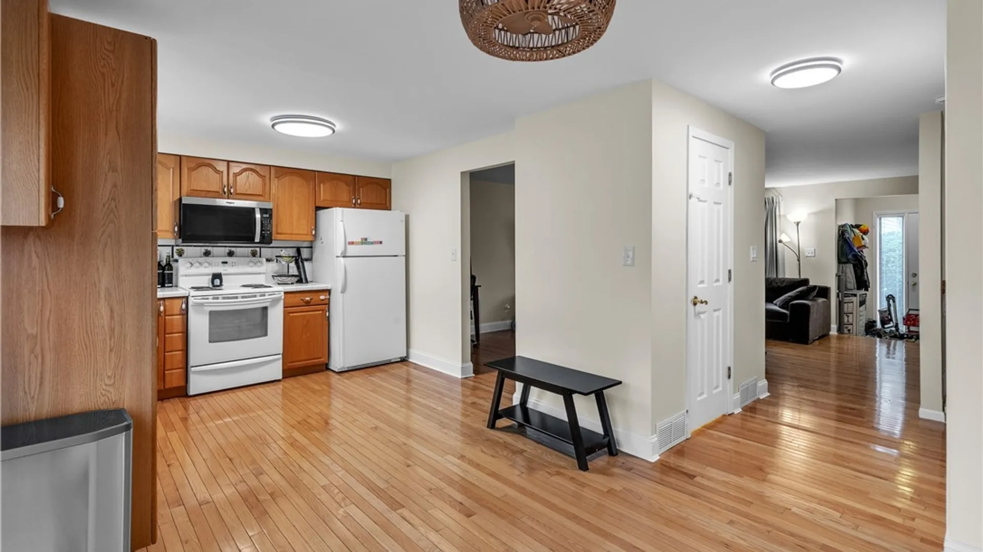 Property at 1202 Charlesgate Circle, Amherst, NY 14051 20