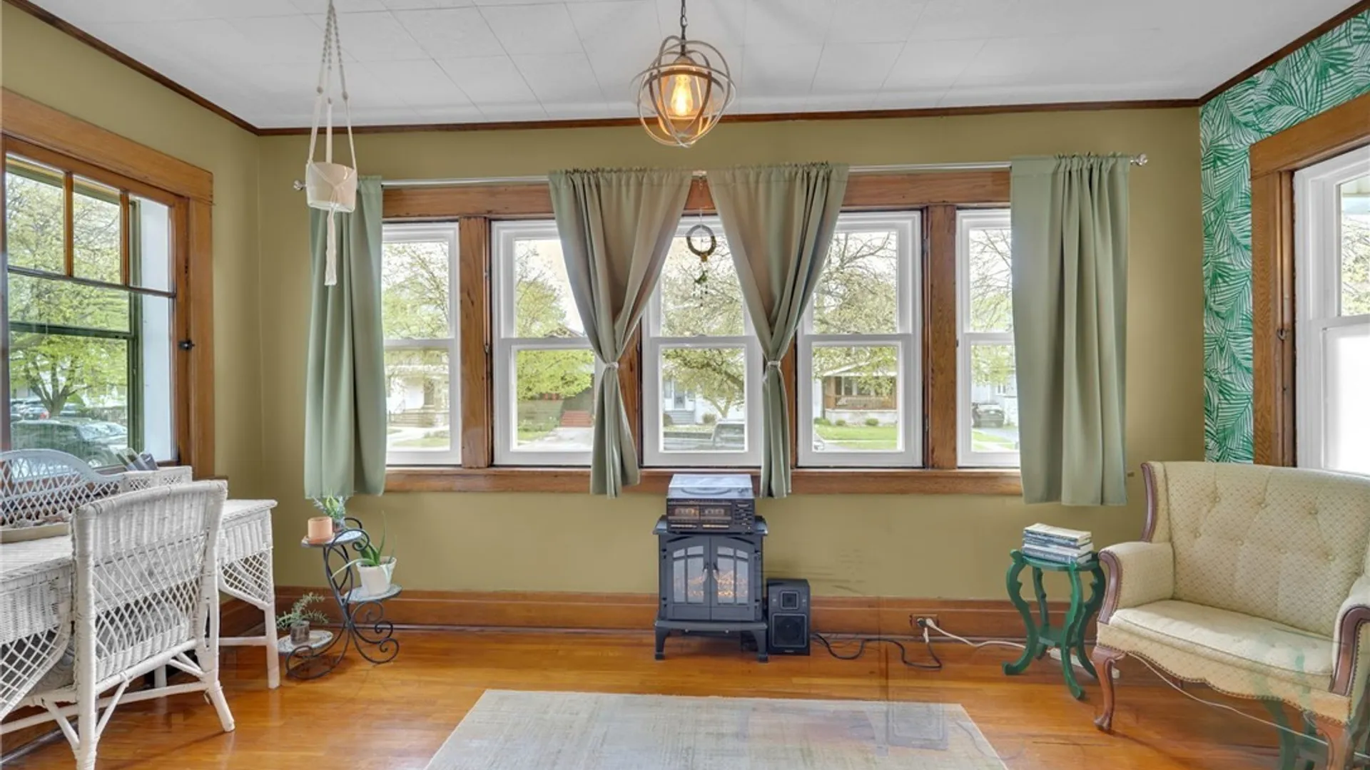 Property at 102 Saranac Avenue, Buffalo, NY 14216 11