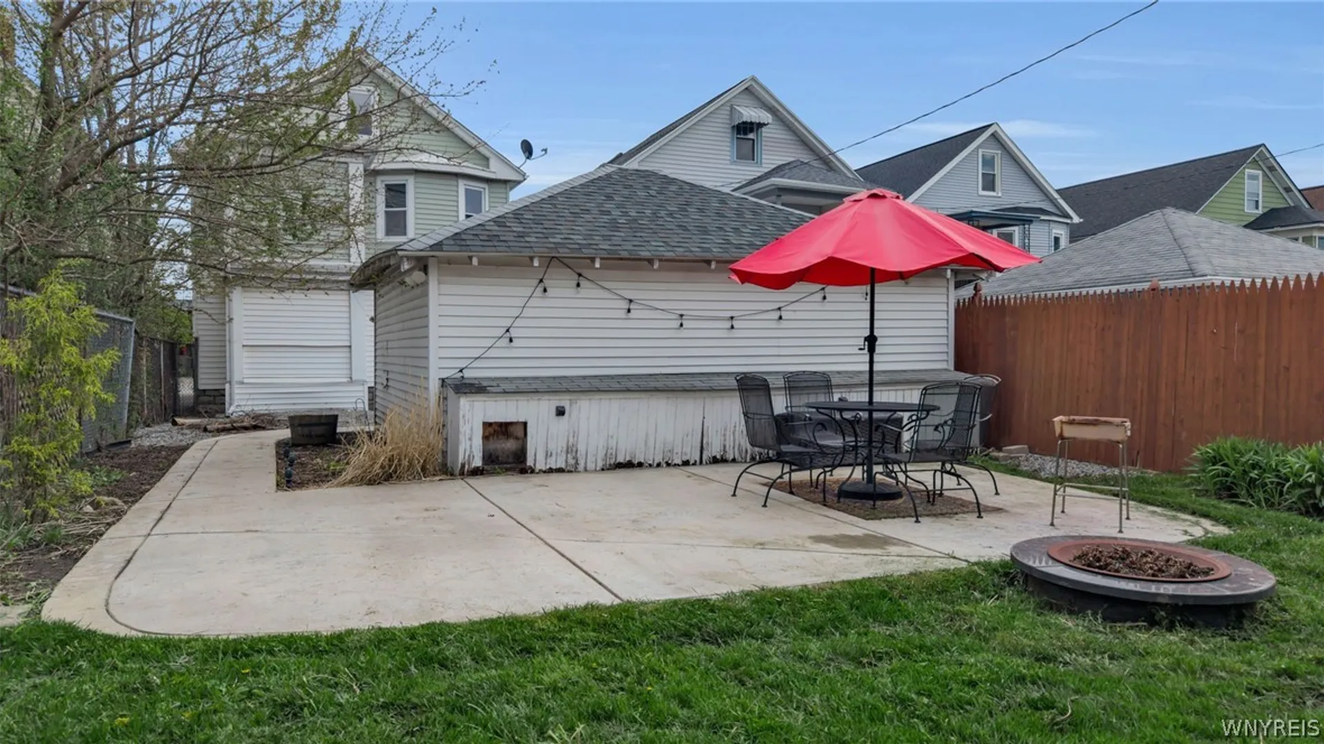 Property at 102 Saranac Avenue, Buffalo, NY 14216 7