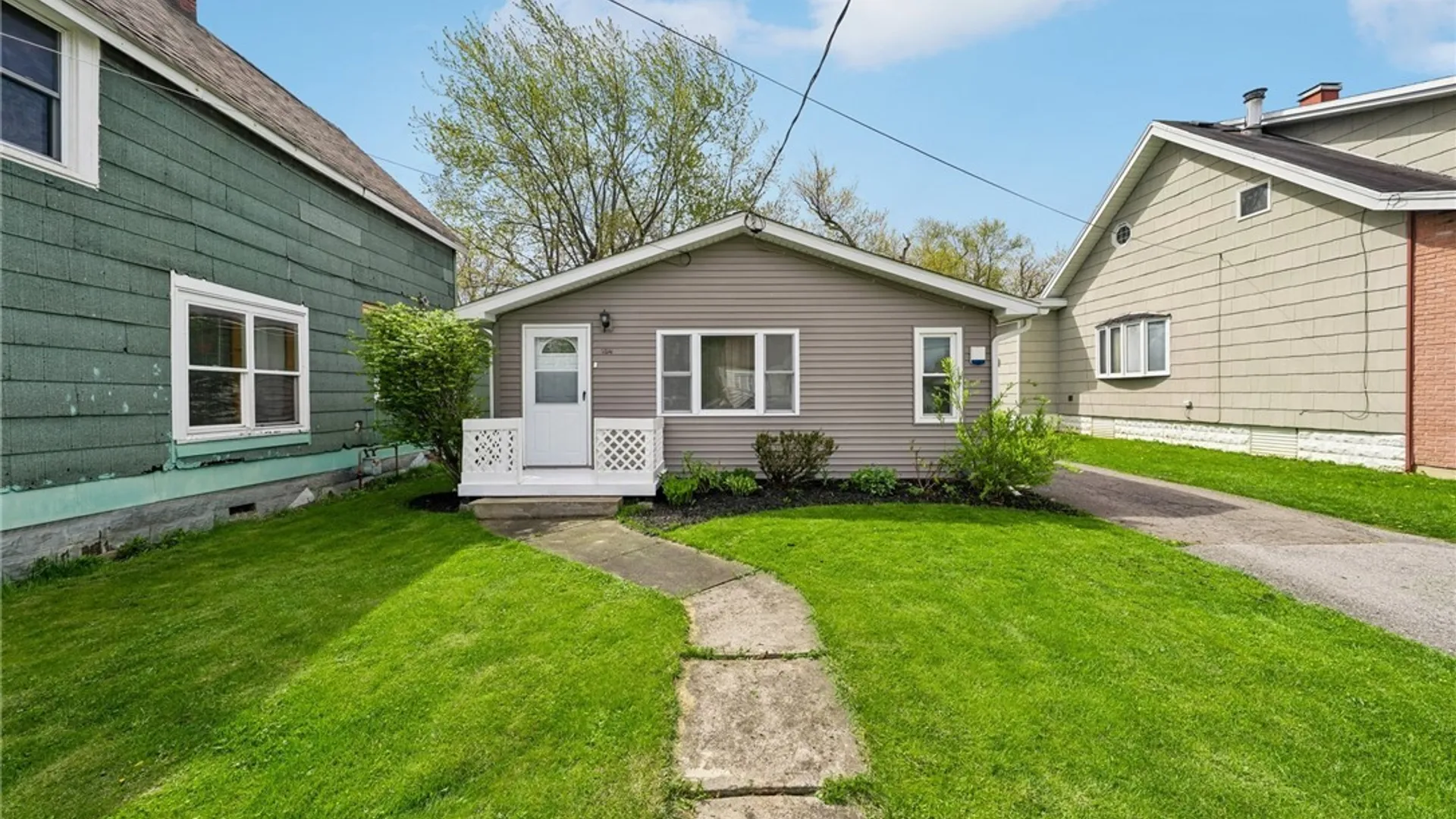 Property at 134 Miller Avenue, Hamburg, NY 14219 6