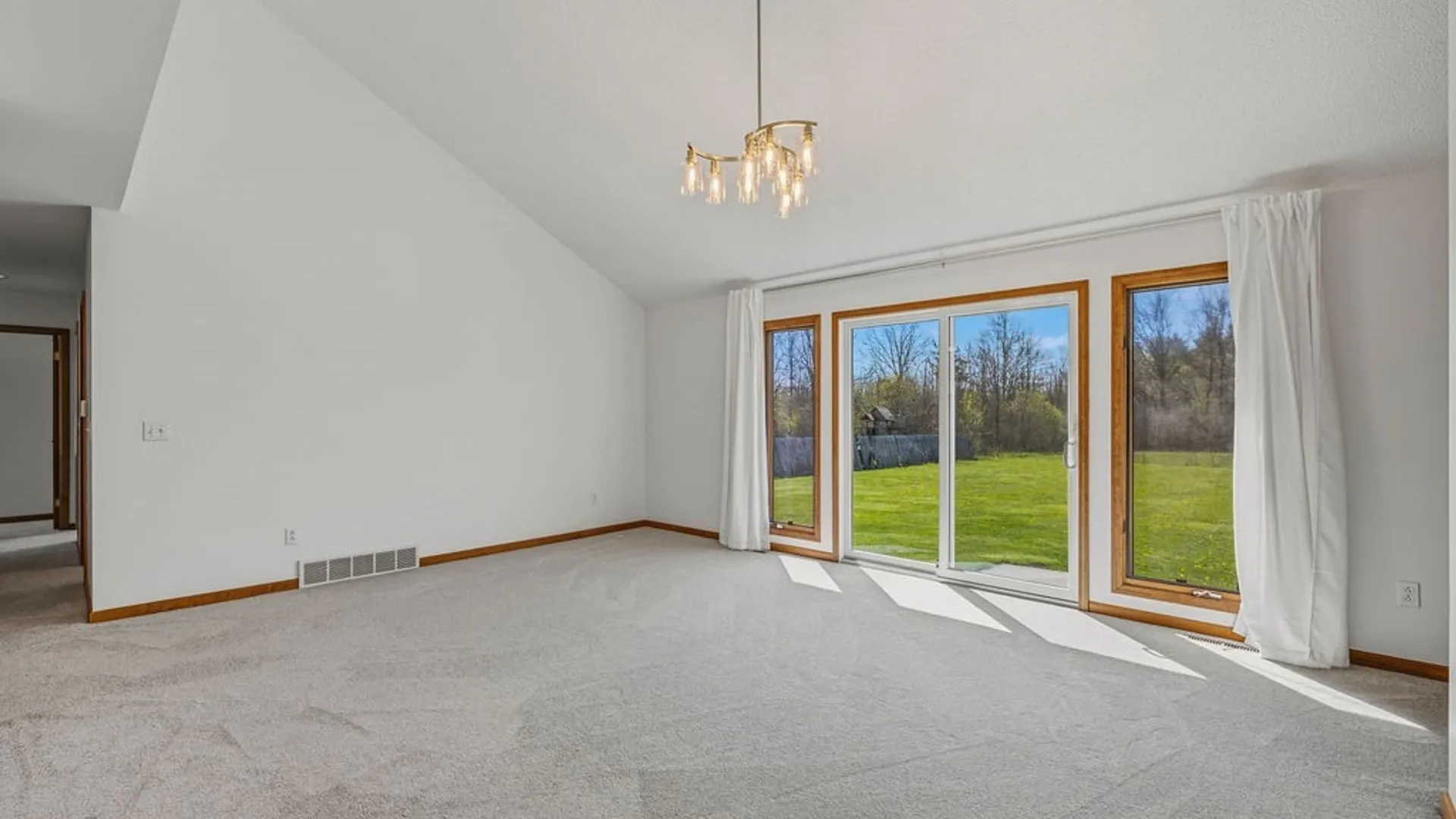 Property at 1340 Whitehaven Road, Grand Island, NY 14072 14