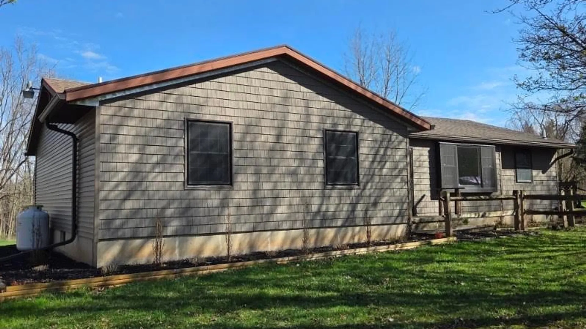 Property at 6161 Clinton St Road, Stafford, NY 14143 11