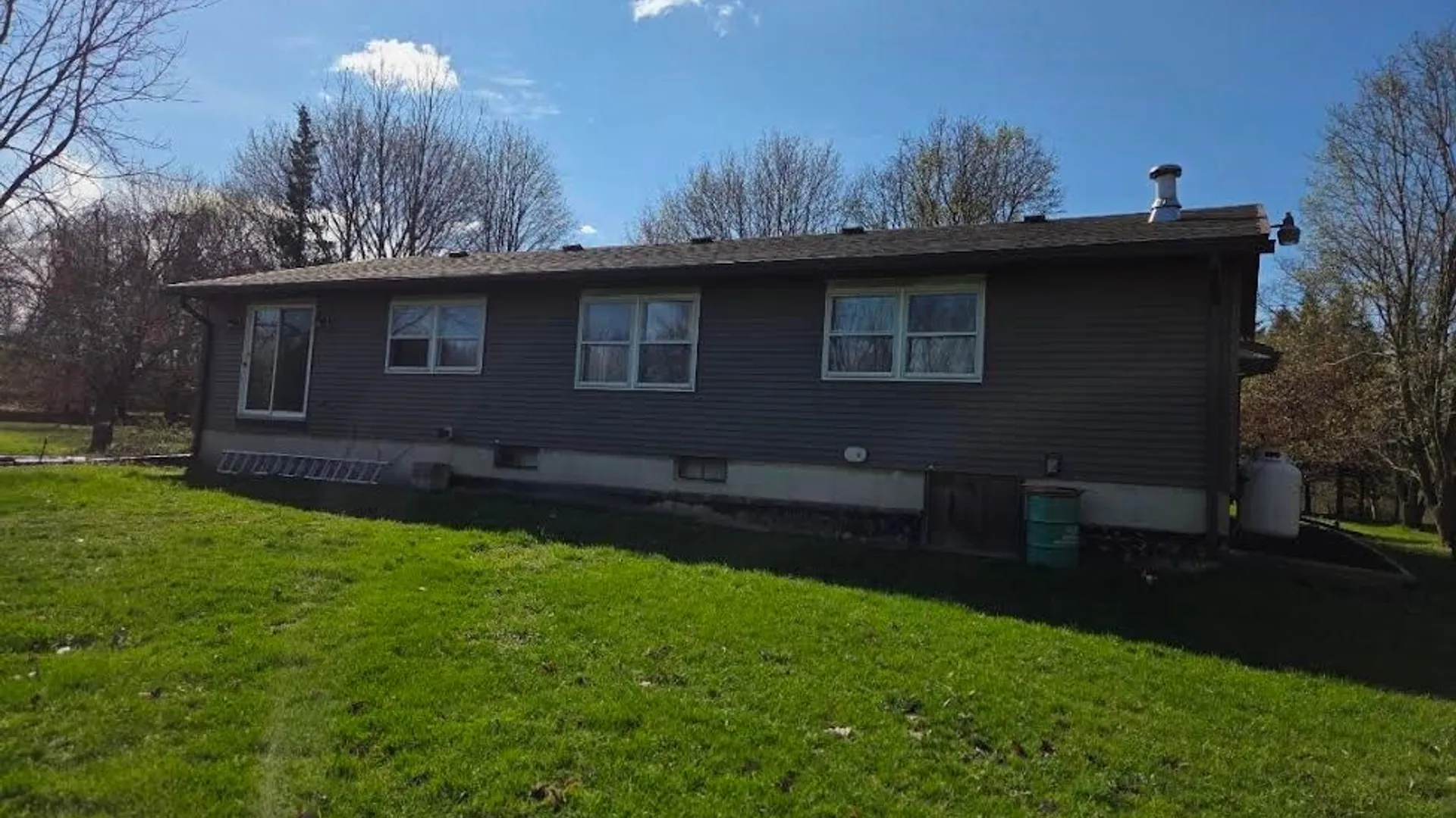 Property at 6161 Clinton St Road, Stafford, NY 14143 8