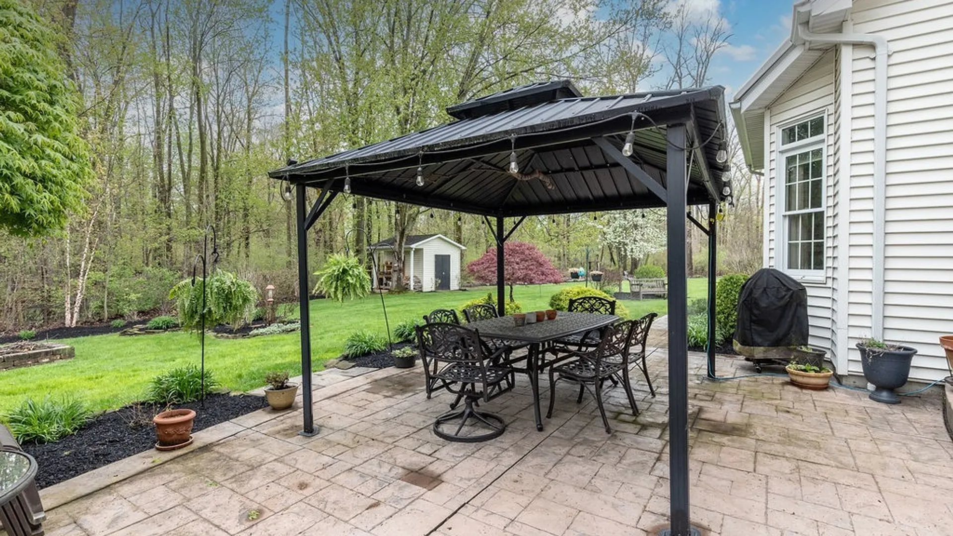 Property at 33 Julianna Court, Amherst, NY 14228 9
