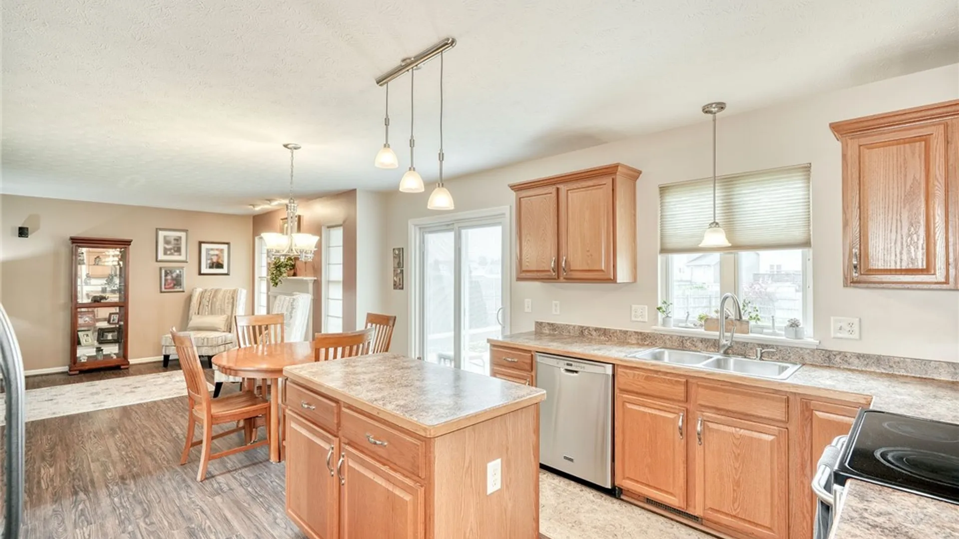 Property at 46 Middlesburough Park, Chili, NY 14514 15
