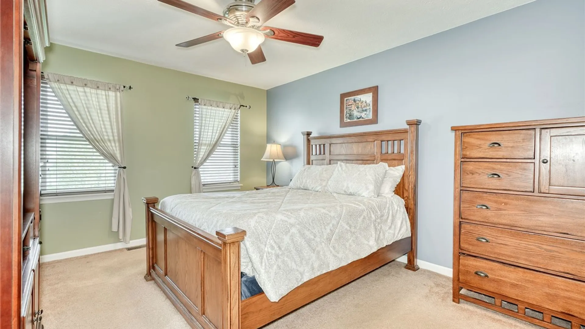 Property at 46 Middlesburough Park, Chili, NY 14514 24