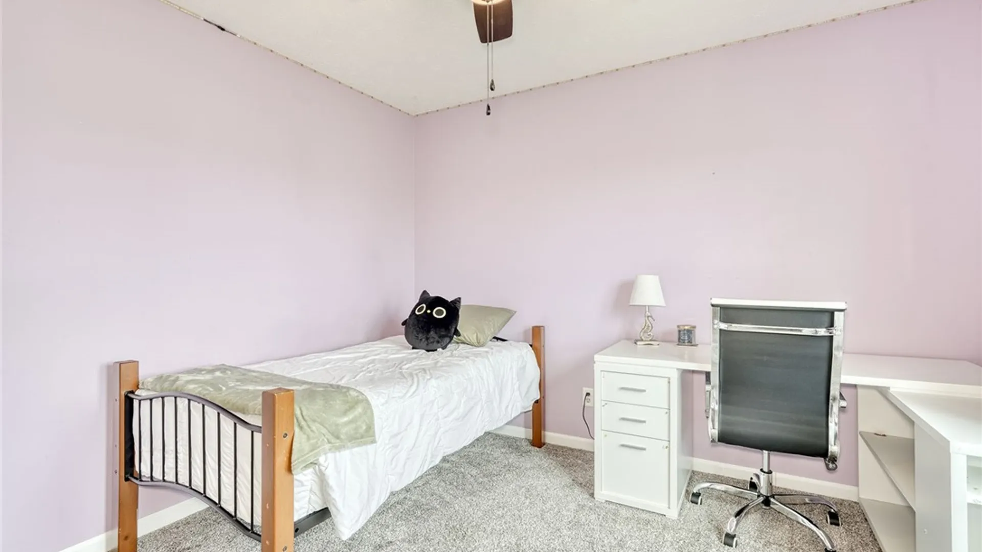 Property at 46 Middlesburough Park, Chili, NY 14514 32