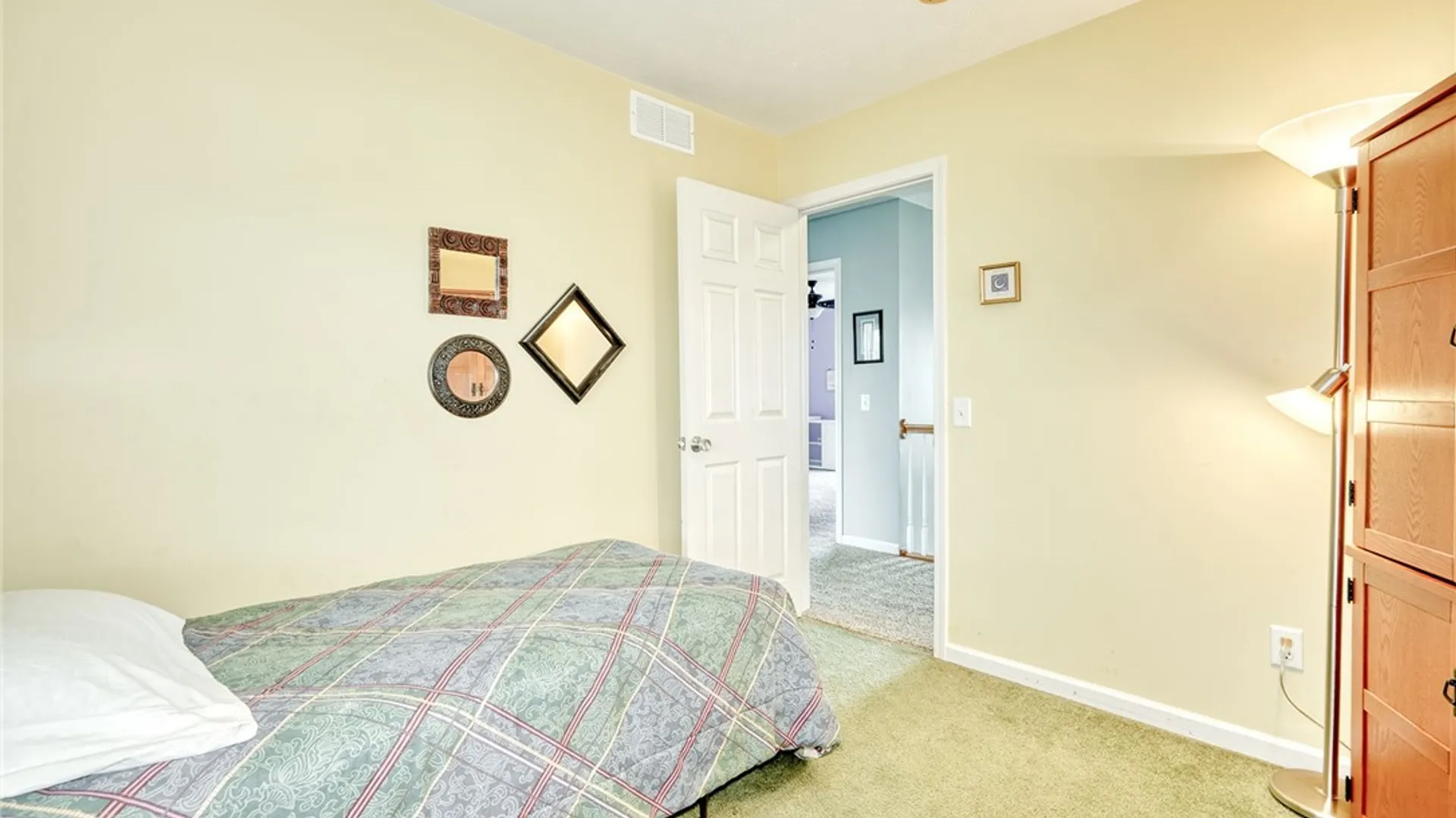 Property at 46 Middlesburough Park, Chili, NY 14514 36