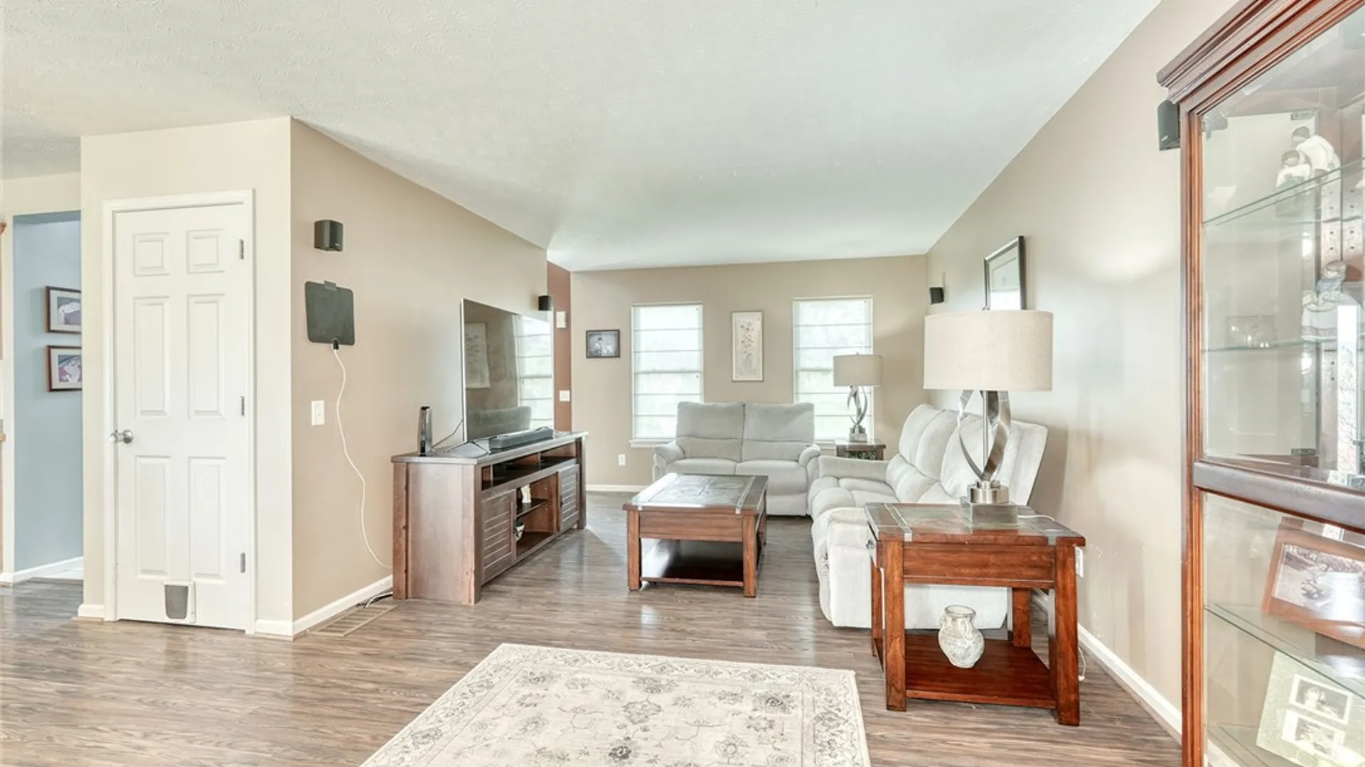 Property at 46 Middlesburough Park, Chili, NY 14514 7