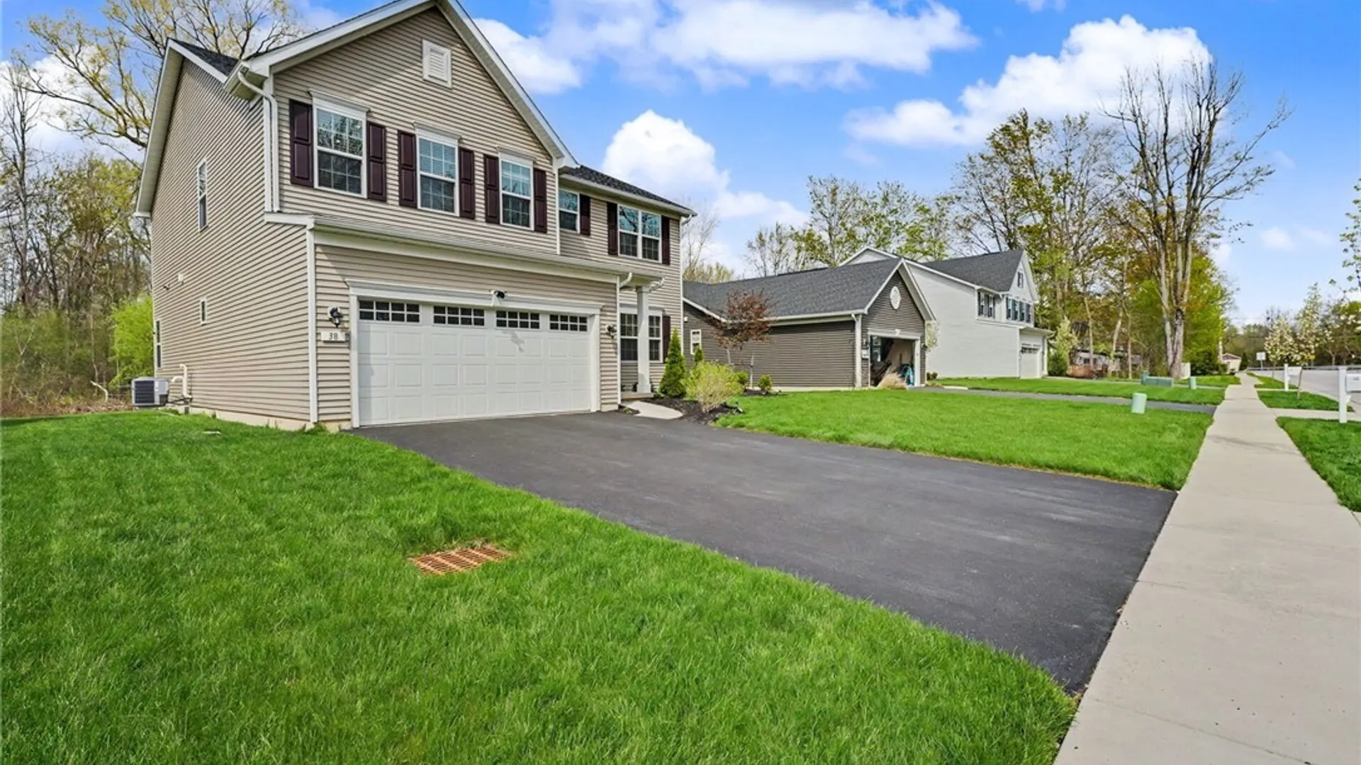 Property at 38 Sierra Drive, Amherst, NY 14228 3