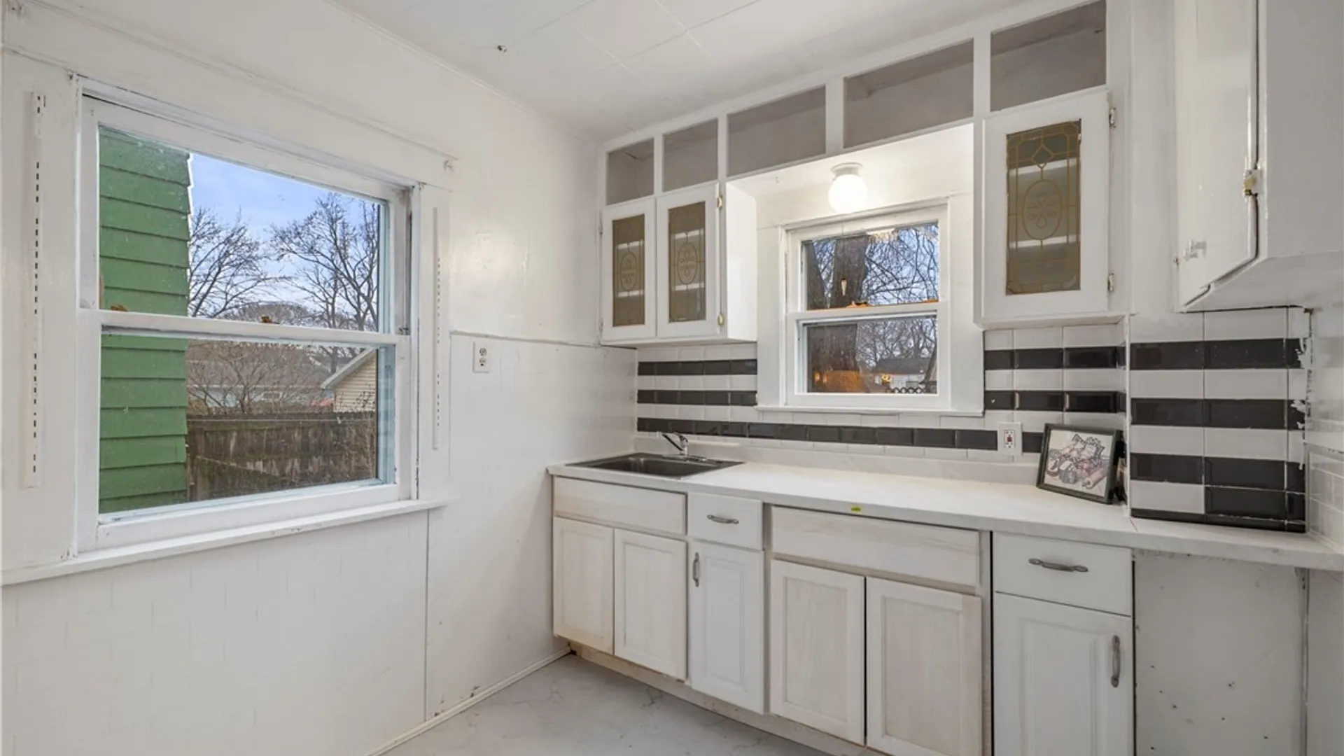 Property at 2436 Cleveland Avenue, Niagara Falls, NY 14305 12