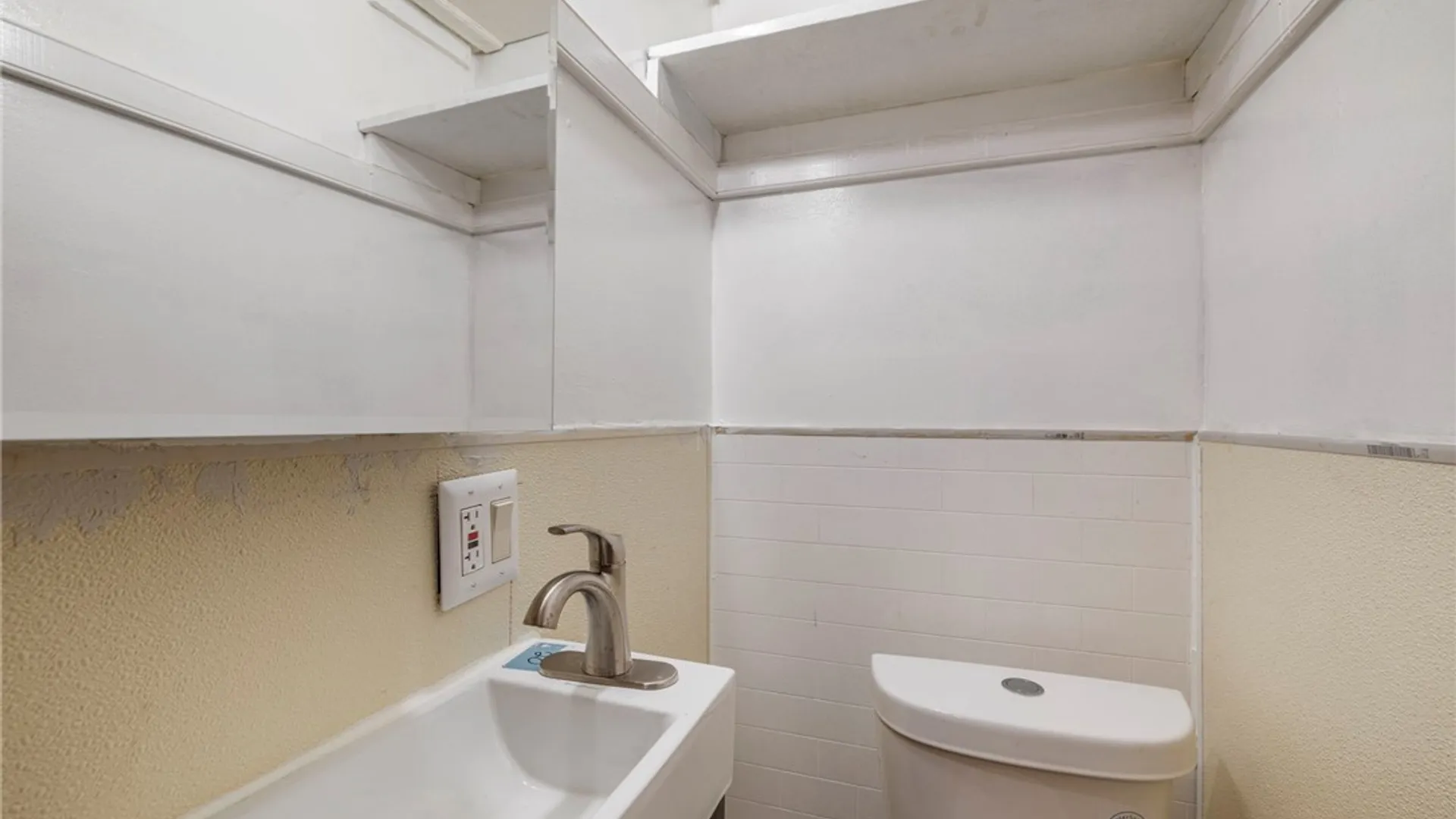 Property at 2436 Cleveland Avenue, Niagara Falls, NY 14305 14