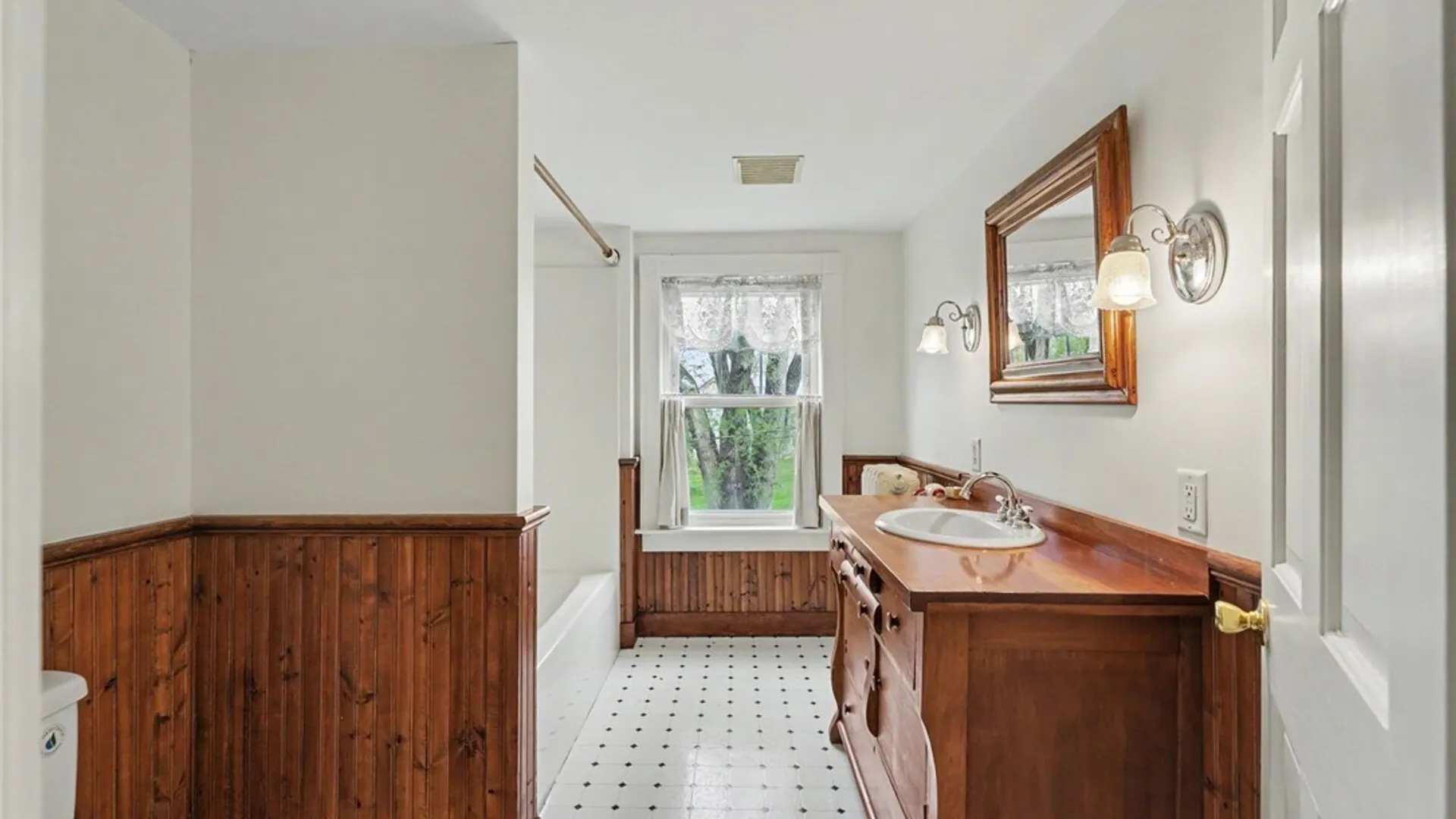 Property at 7098 State Road, Boston, NY 14075 27