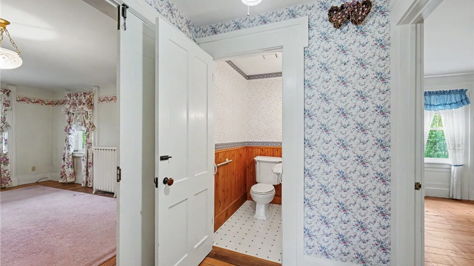 Property at 7098 State Road, Boston, NY 14075 9