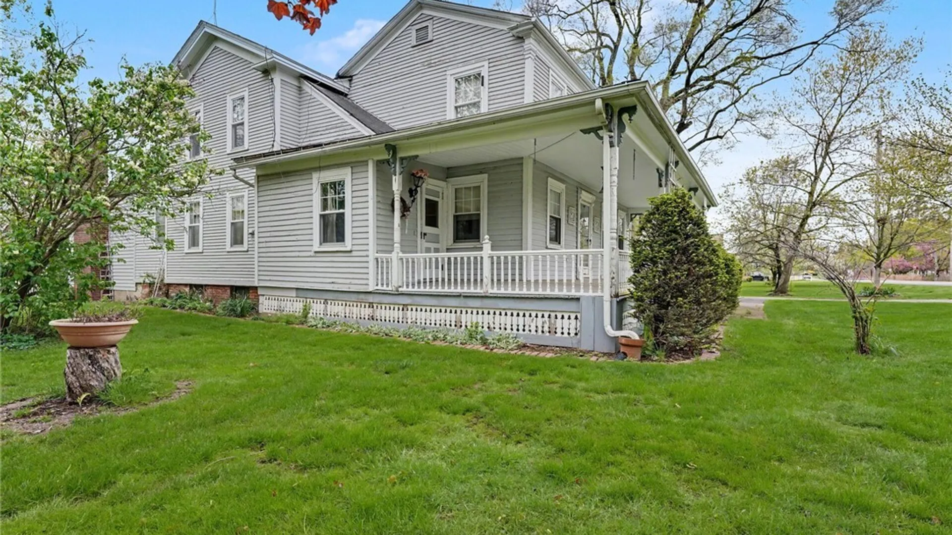 Property at 7098 State Road, Boston, NY 14075 4