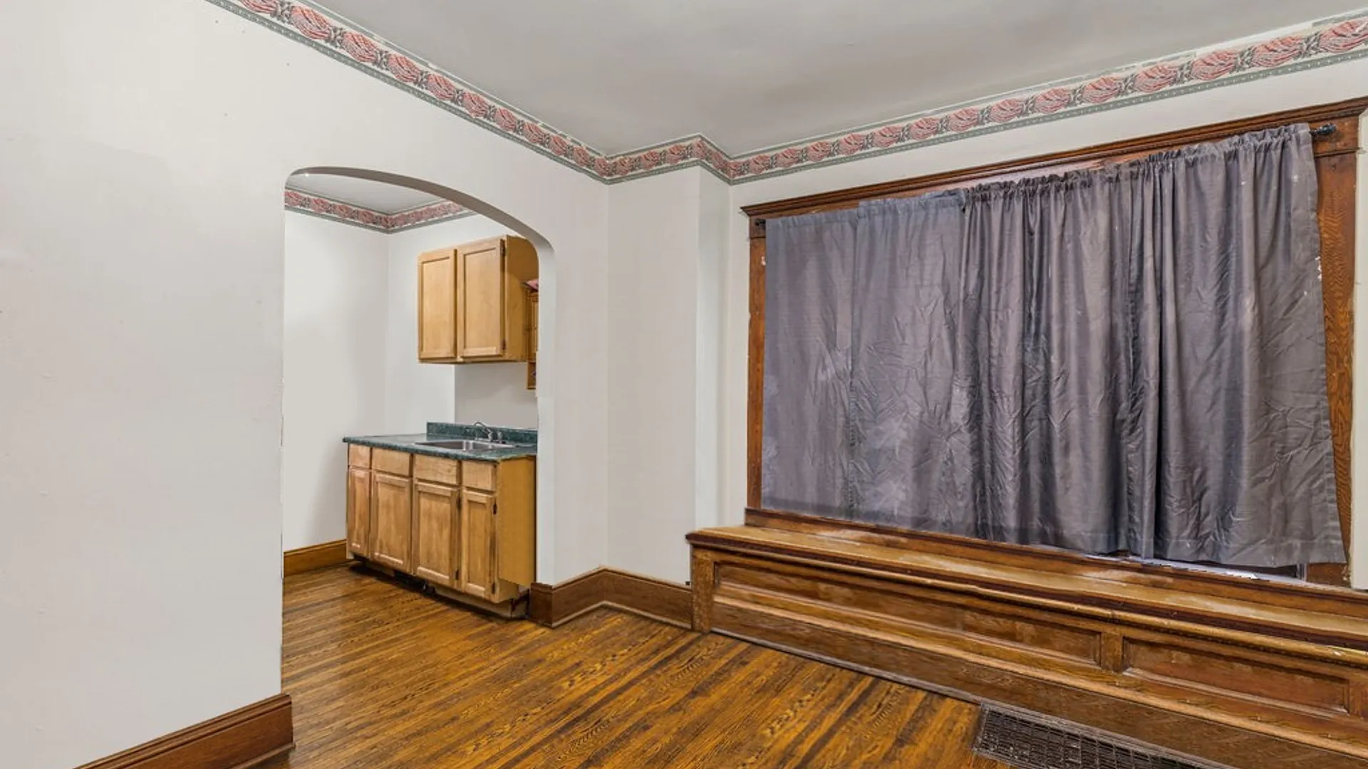Property at 34 Englewood Avenue, Buffalo, NY 14214 14