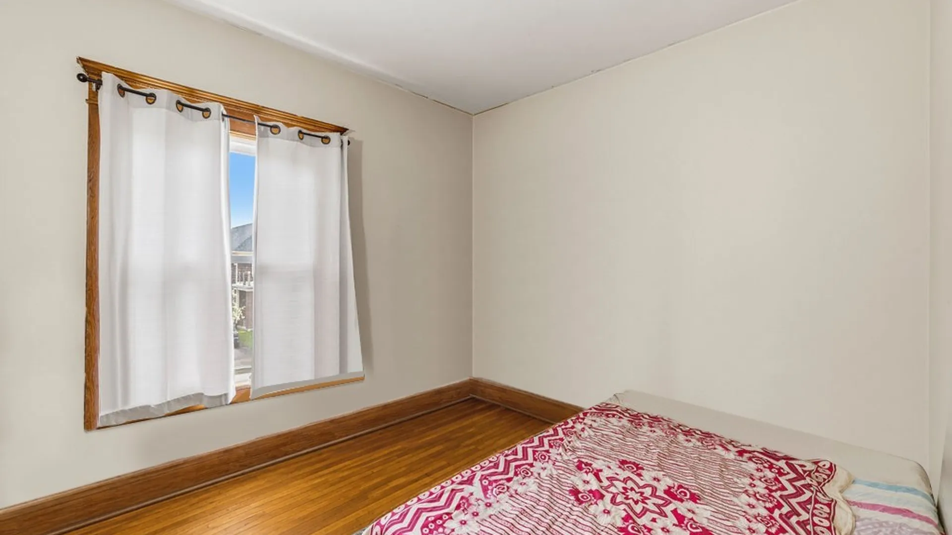 Property at 34 Englewood Avenue, Buffalo, NY 14214 15
