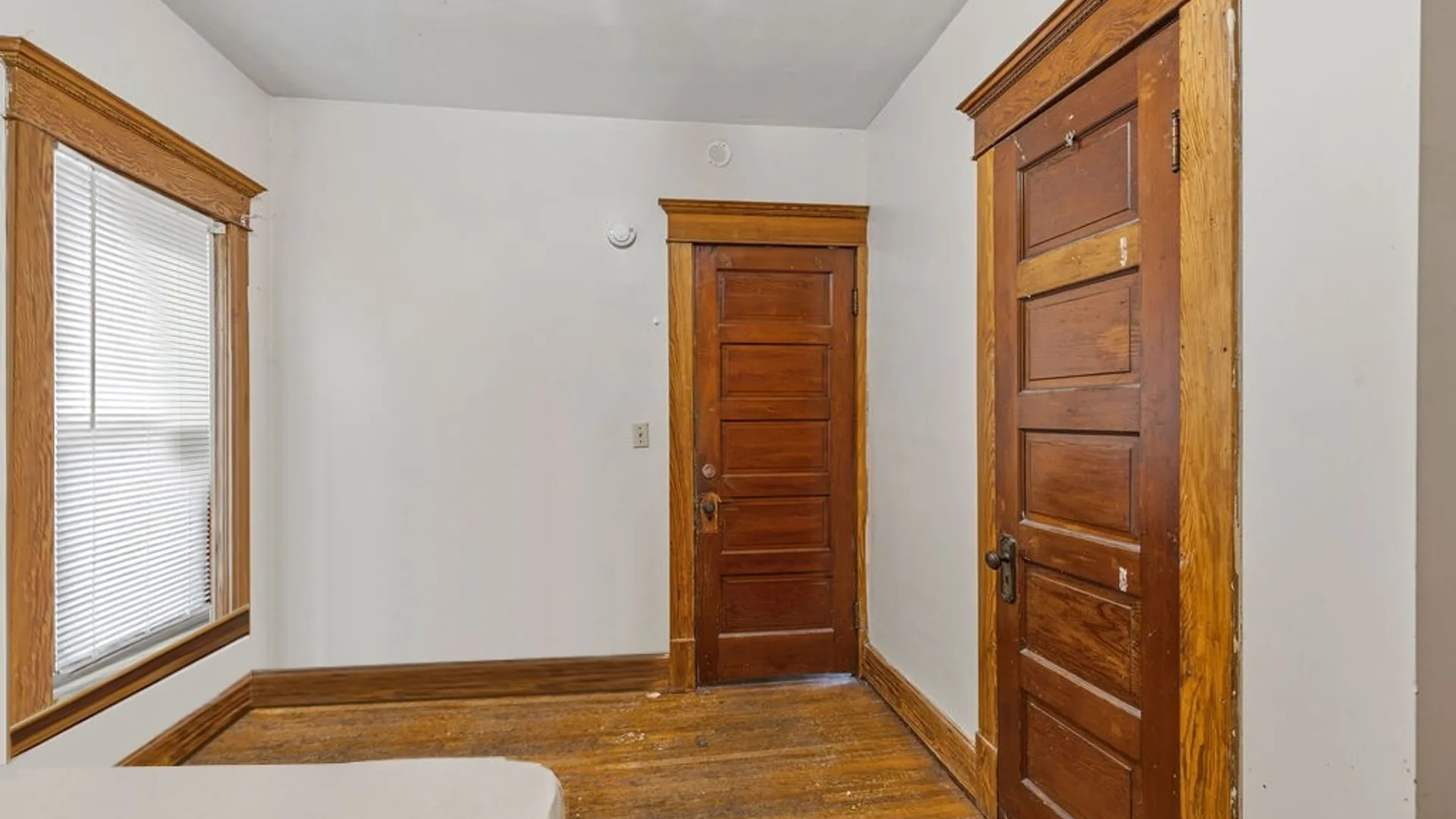 Property at 34 Englewood Avenue, Buffalo, NY 14214 19