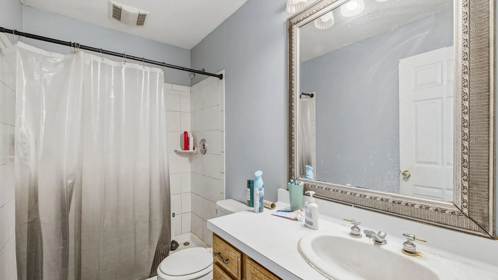 Property at 101 Englewood Avenue, Buffalo, NY 14214 10