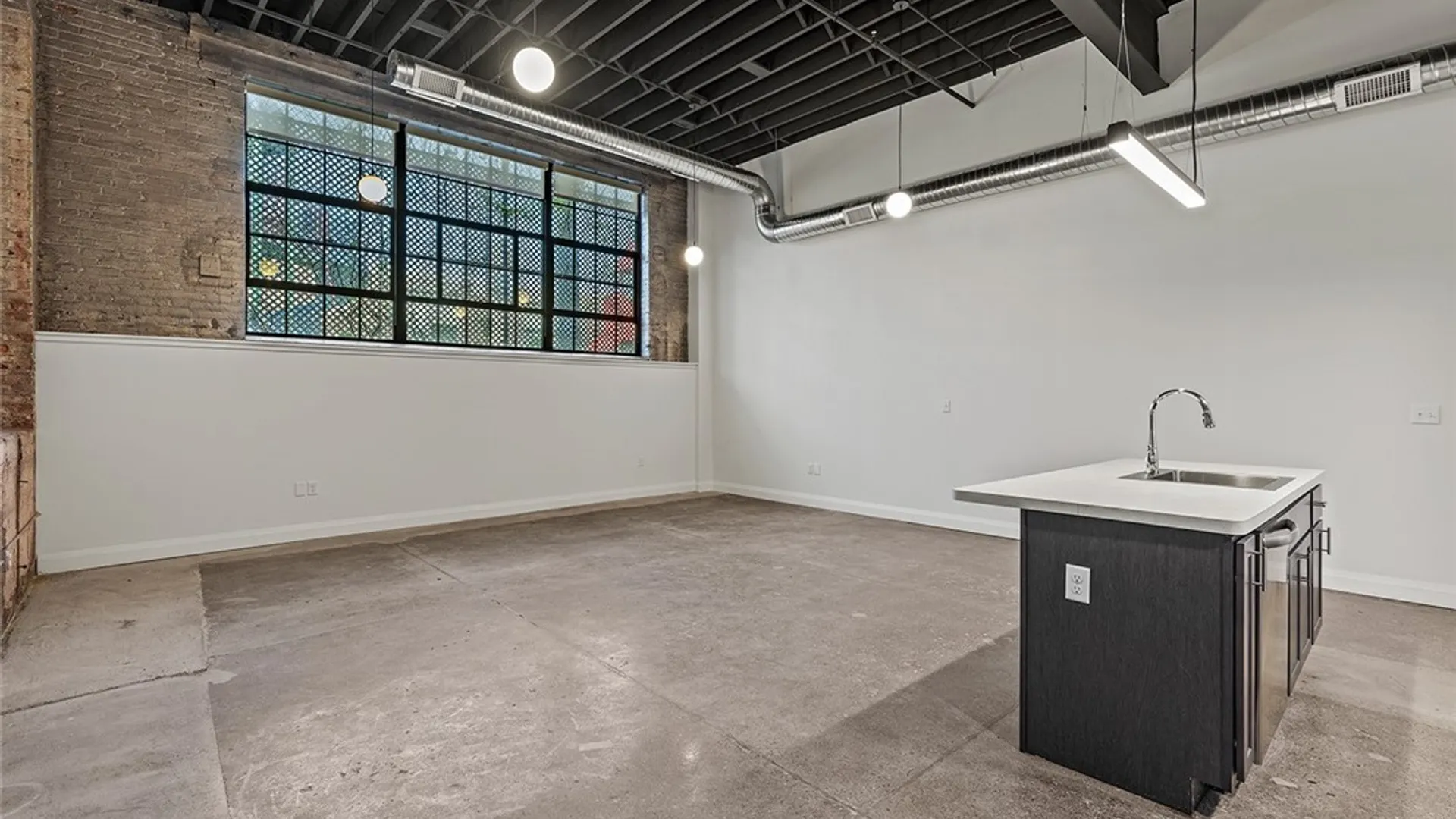Property at 1786 Main Street, Buffalo, NY 14208 5