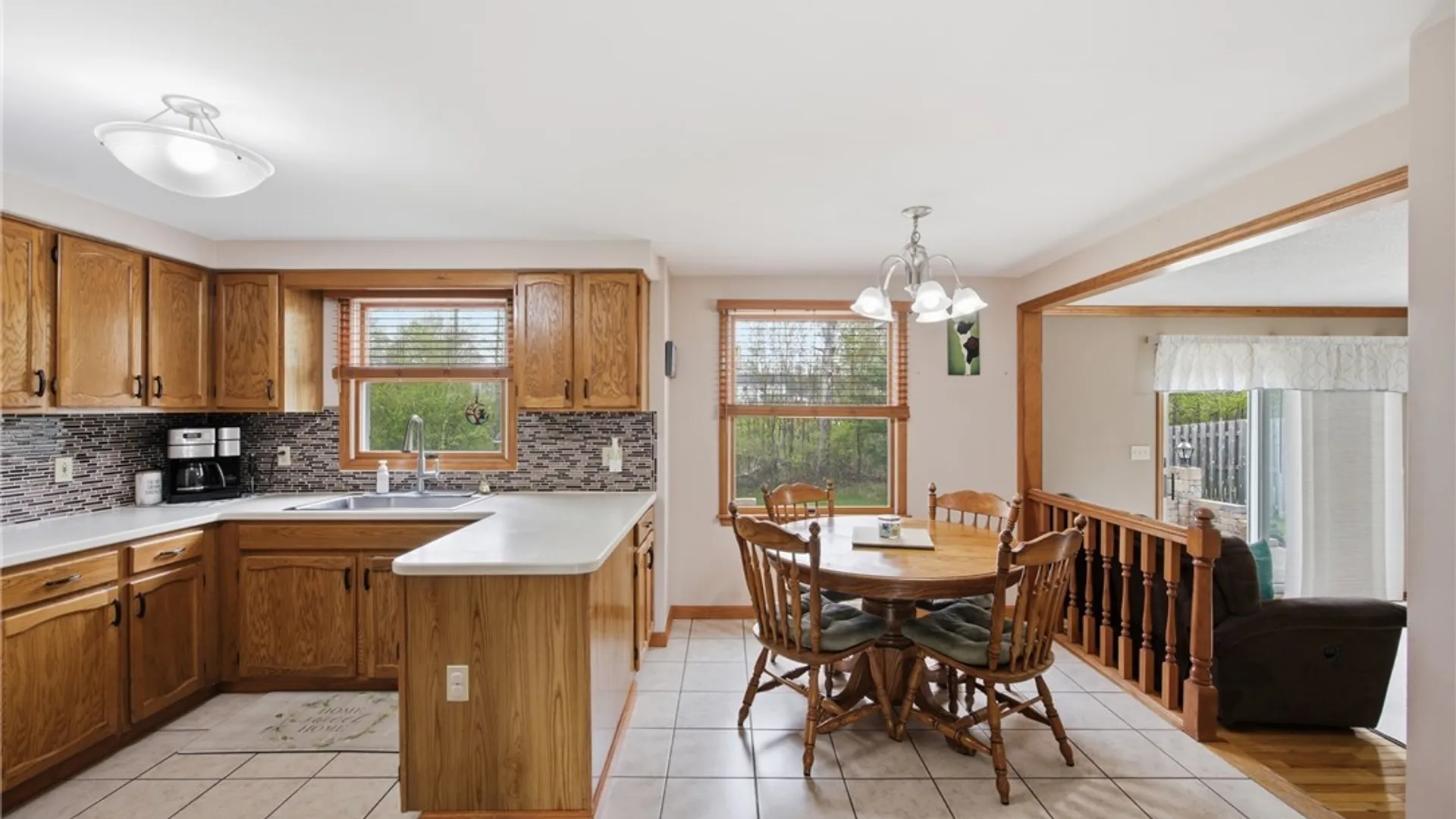 Property at 198 Barbados Drive, Cheektowaga, NY 14227 11
