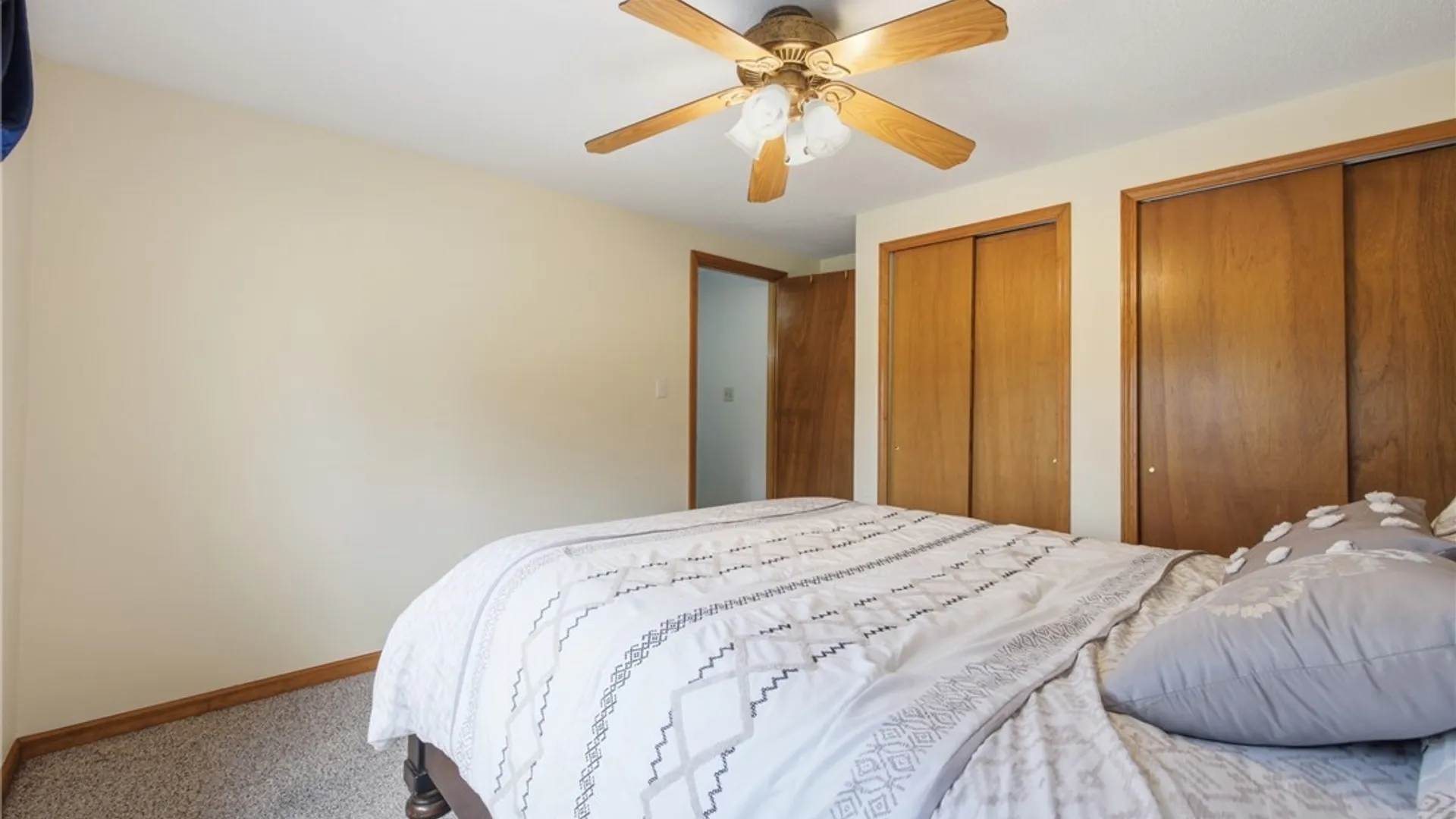 Property at 198 Barbados Drive, Cheektowaga, NY 14227 25