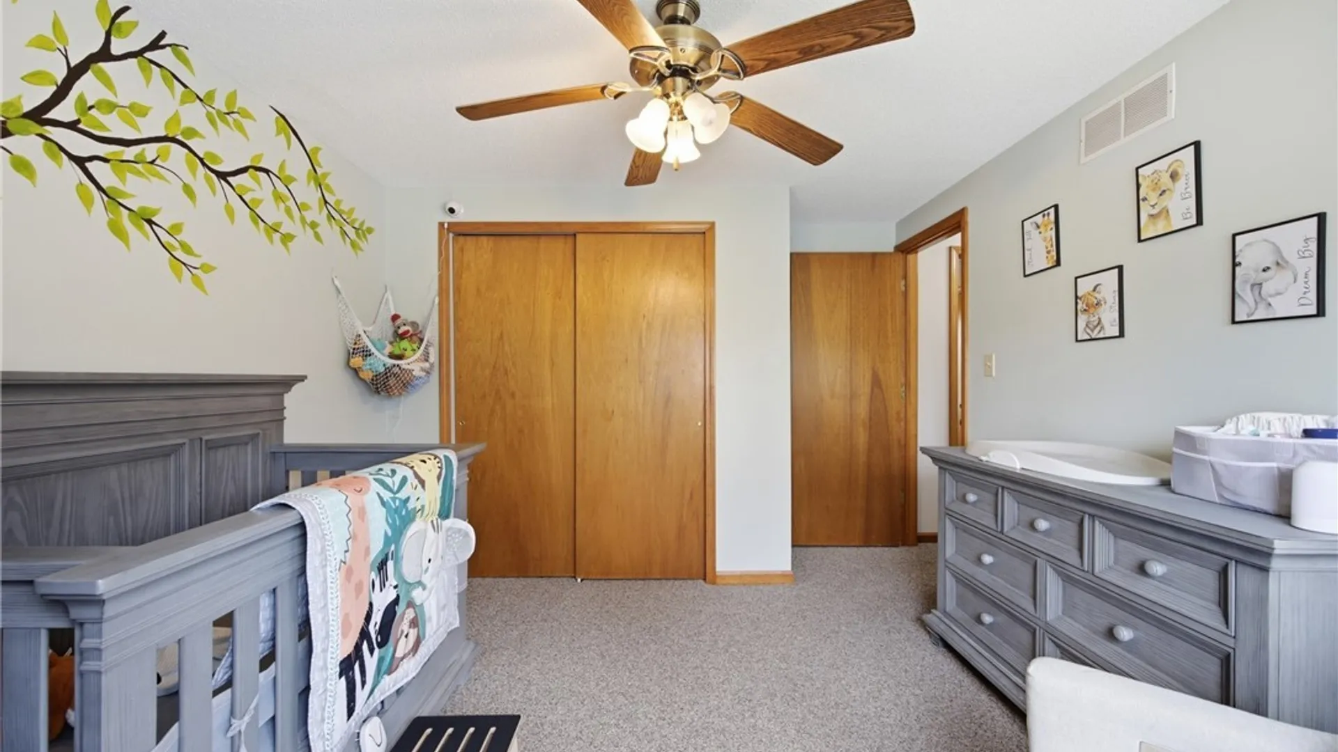 Property at 198 Barbados Drive, Cheektowaga, NY 14227 27