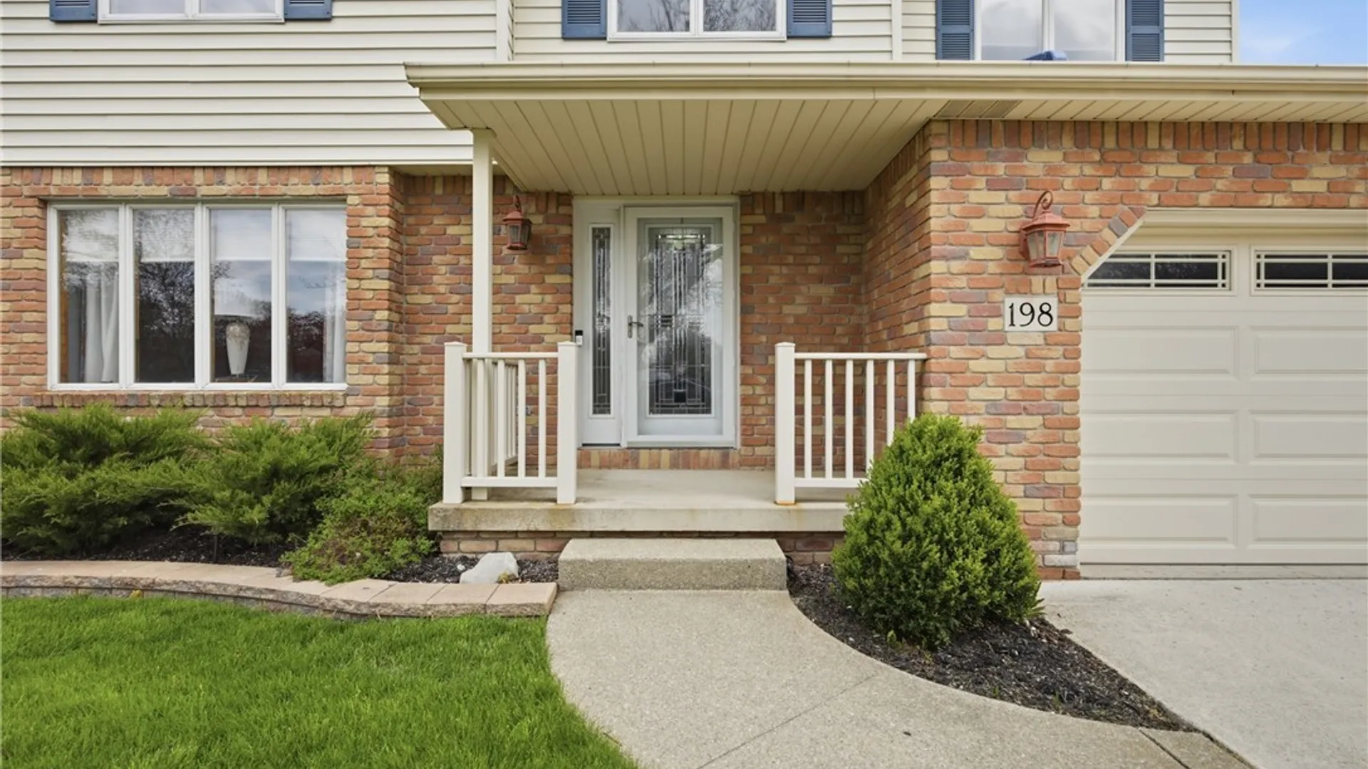 Property at 198 Barbados Drive, Cheektowaga, NY 14227 3