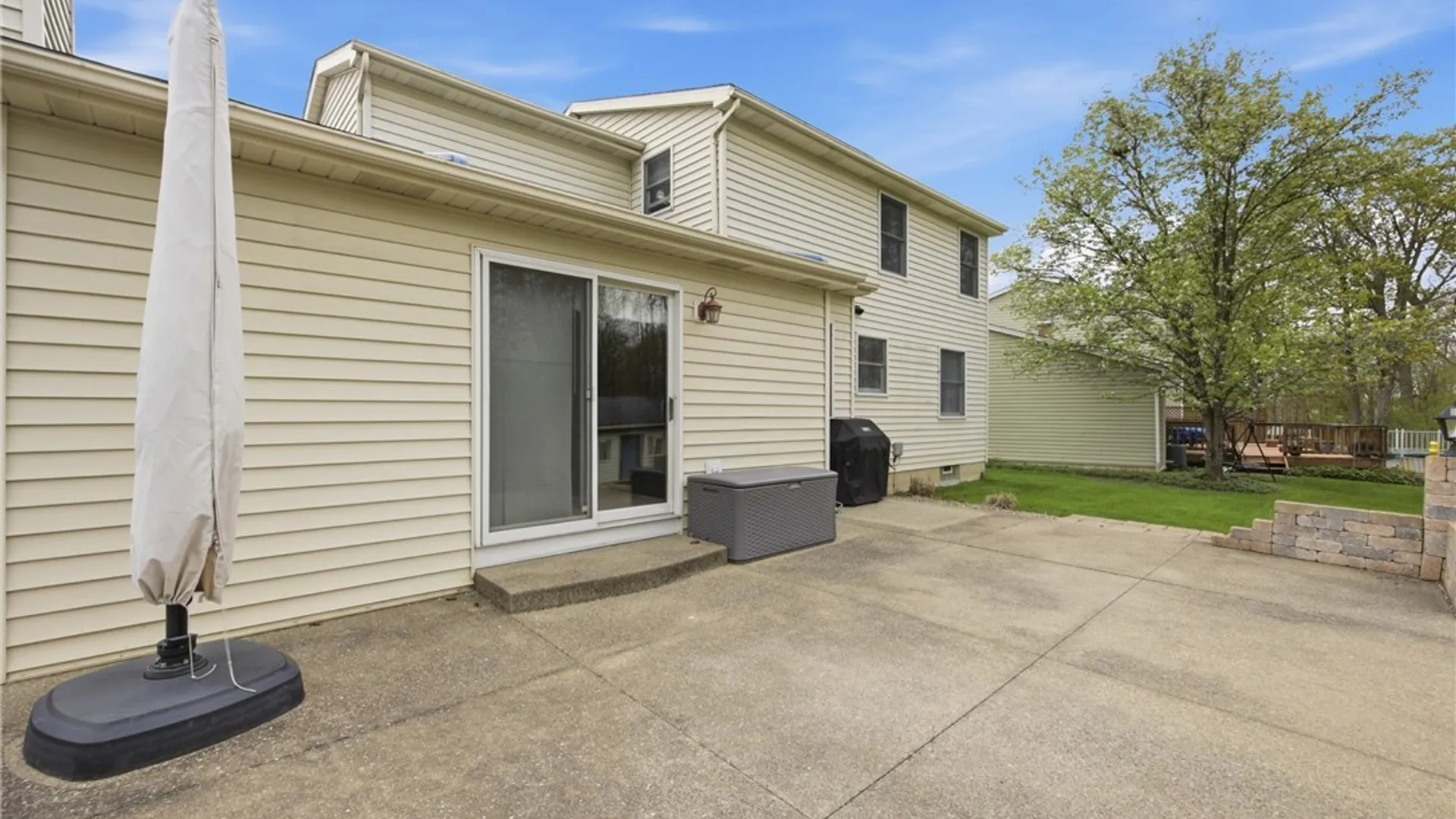 Property at 198 Barbados Drive, Cheektowaga, NY 14227 40